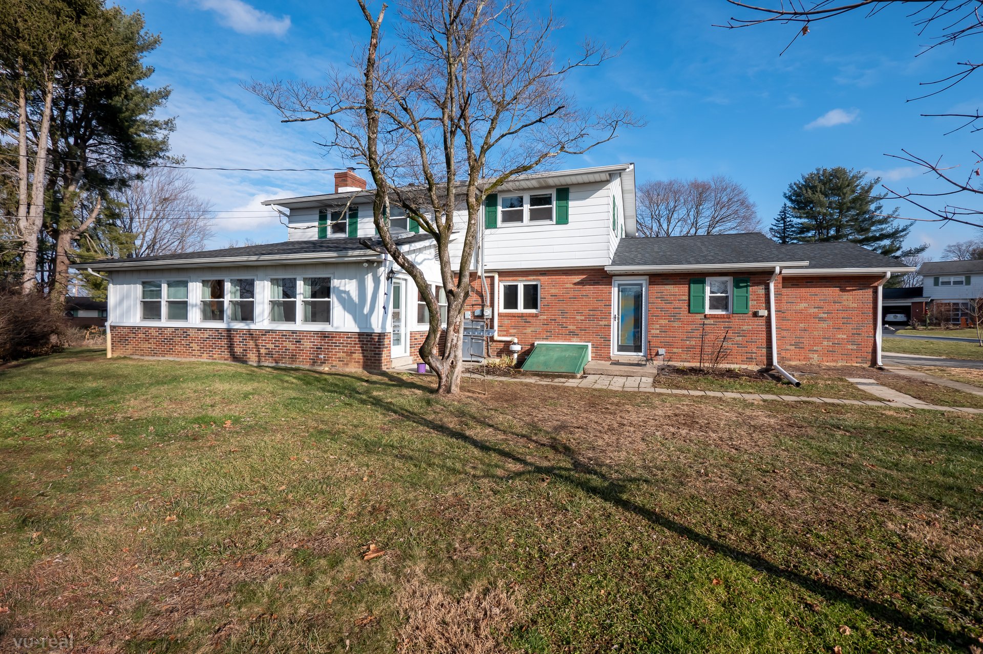 4505 Calvert Place