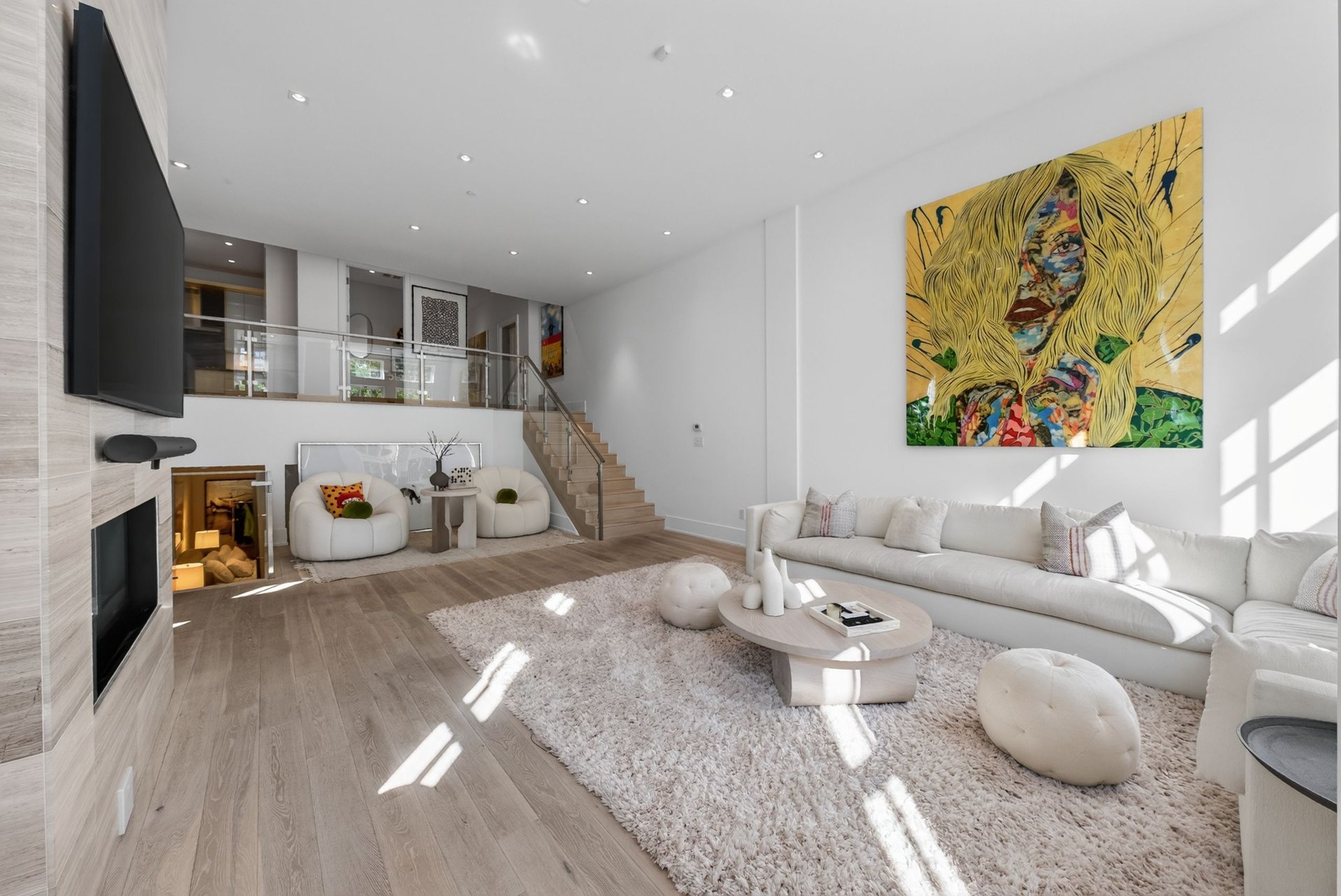 Ultra-Exclusive Yorkville Address