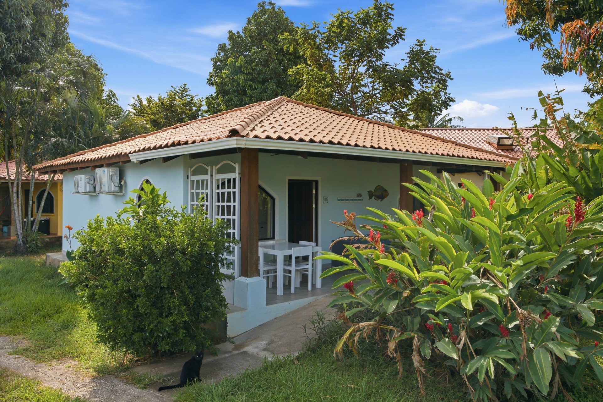 Casa Colibri Villaggio II – Unit 412B | Beautifully Remodeled Tropical Retreat in Potrero
