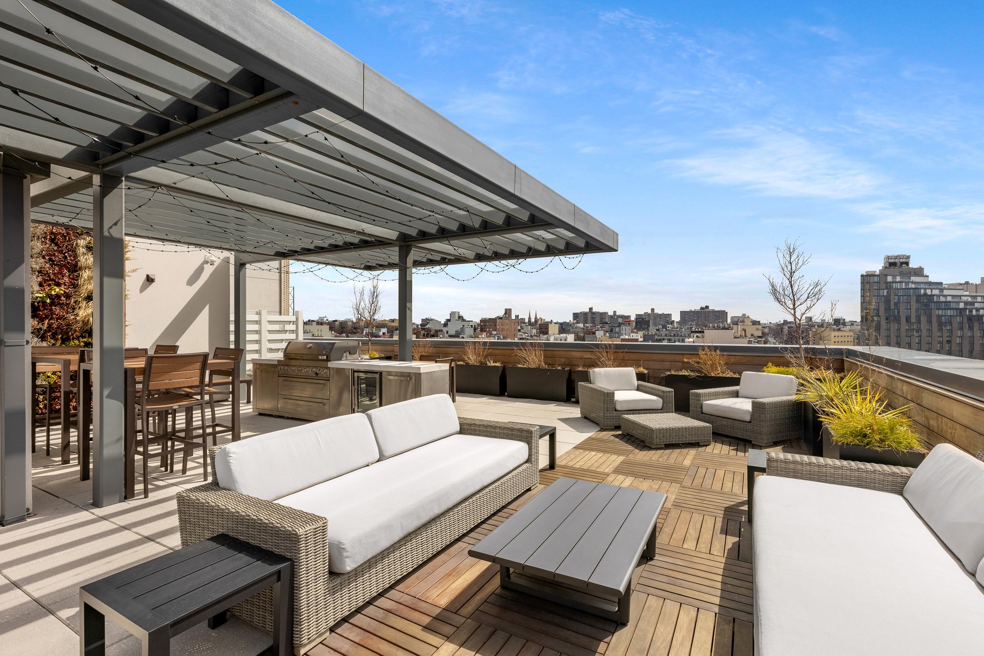 526 Union Avenue 304