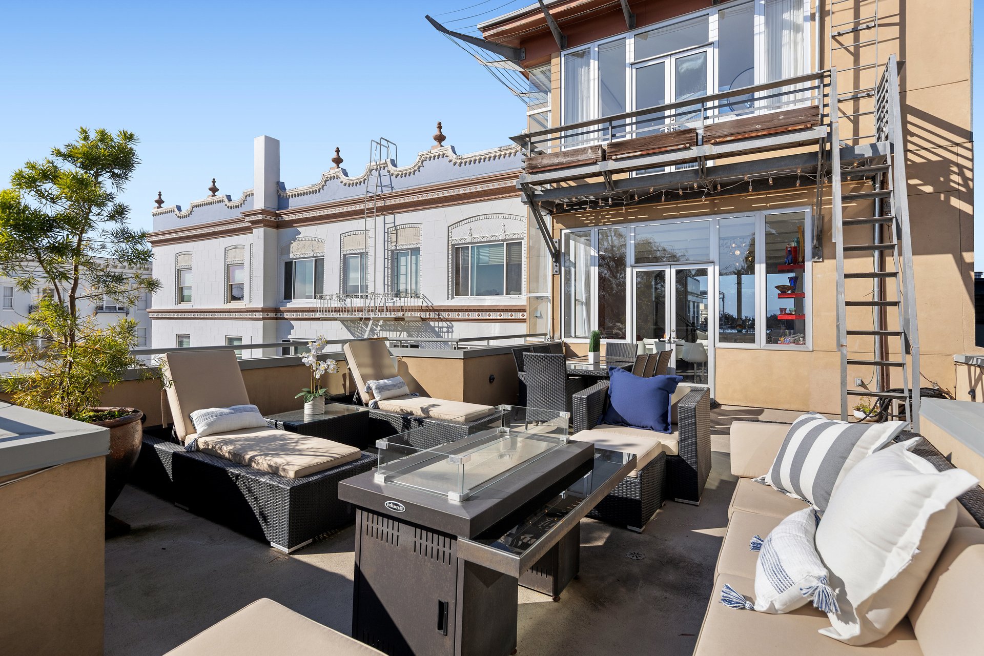Russian Hill Modern Townhouse