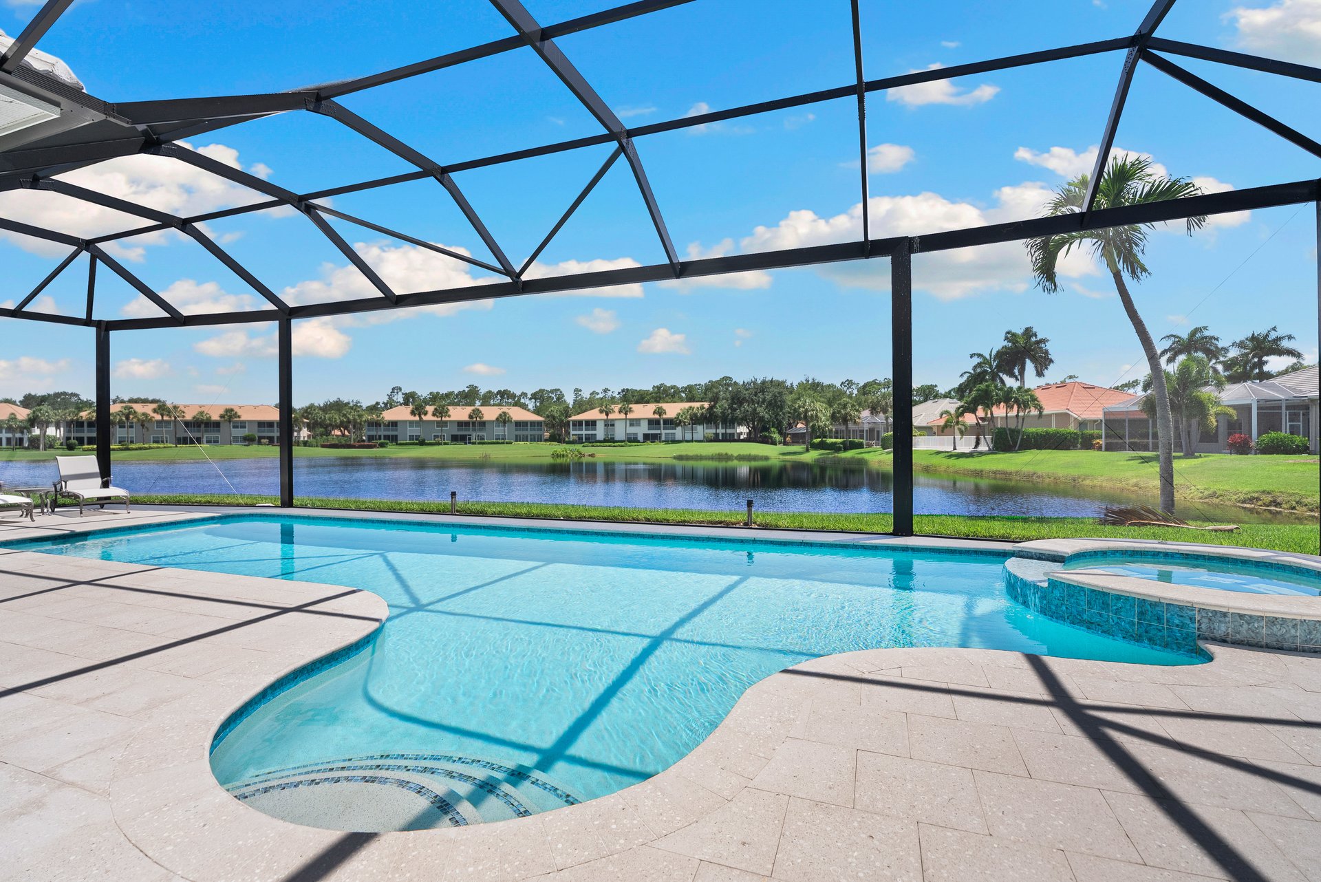 STONEBRIDGE COUNTRY CLUB
