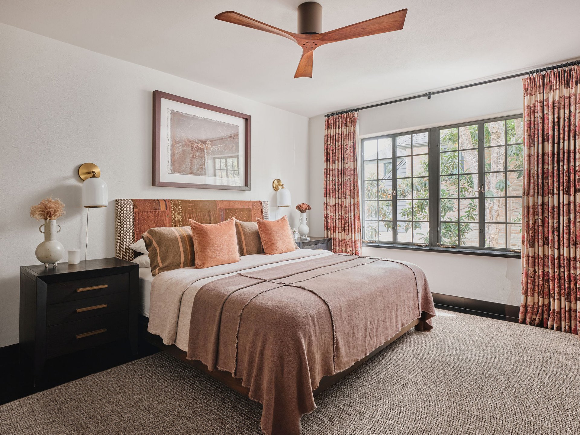 2213 E Windsor Rd