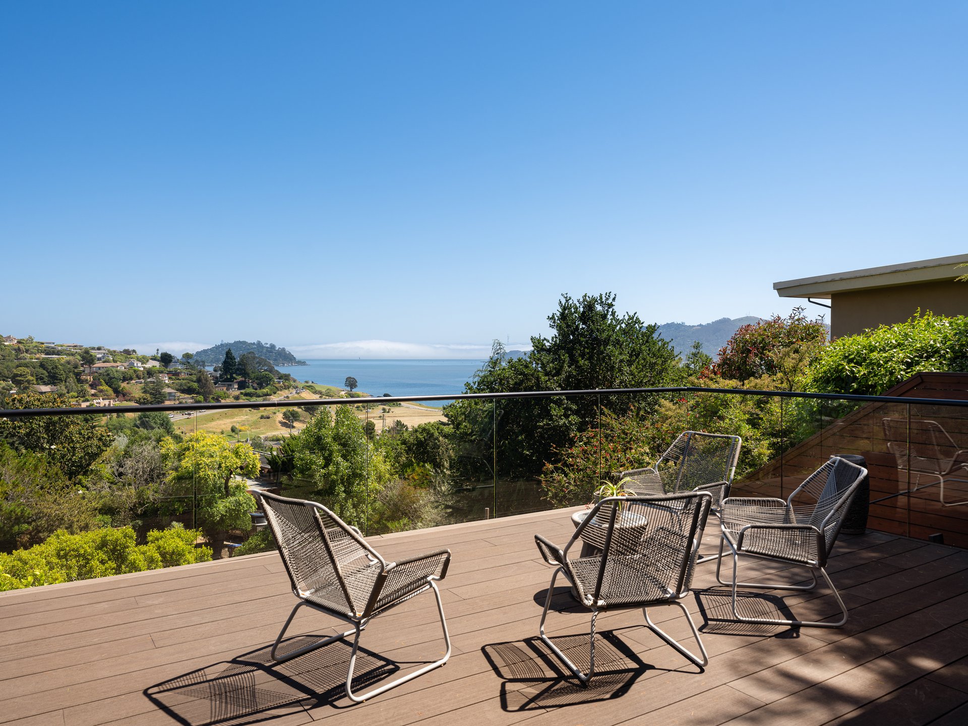 Stunning View Residence Built in 2015