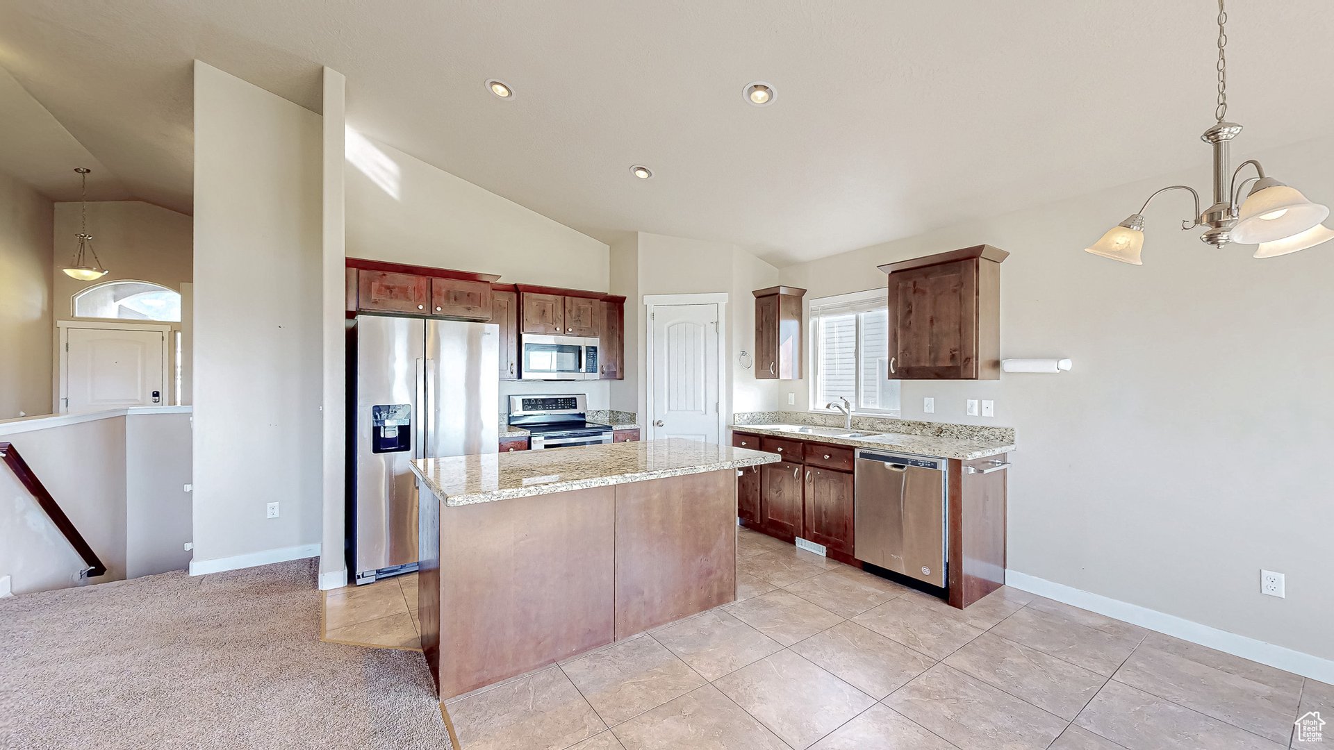 214 W Quartz Rd