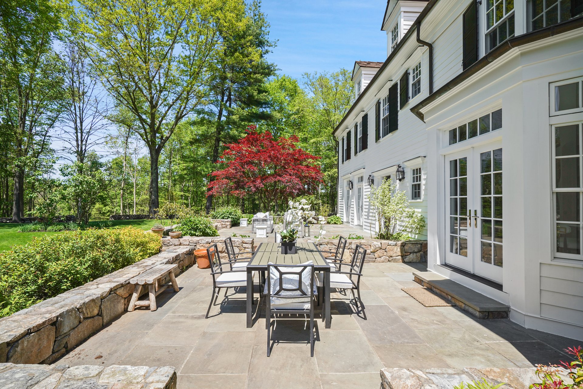 95 Narrows Road