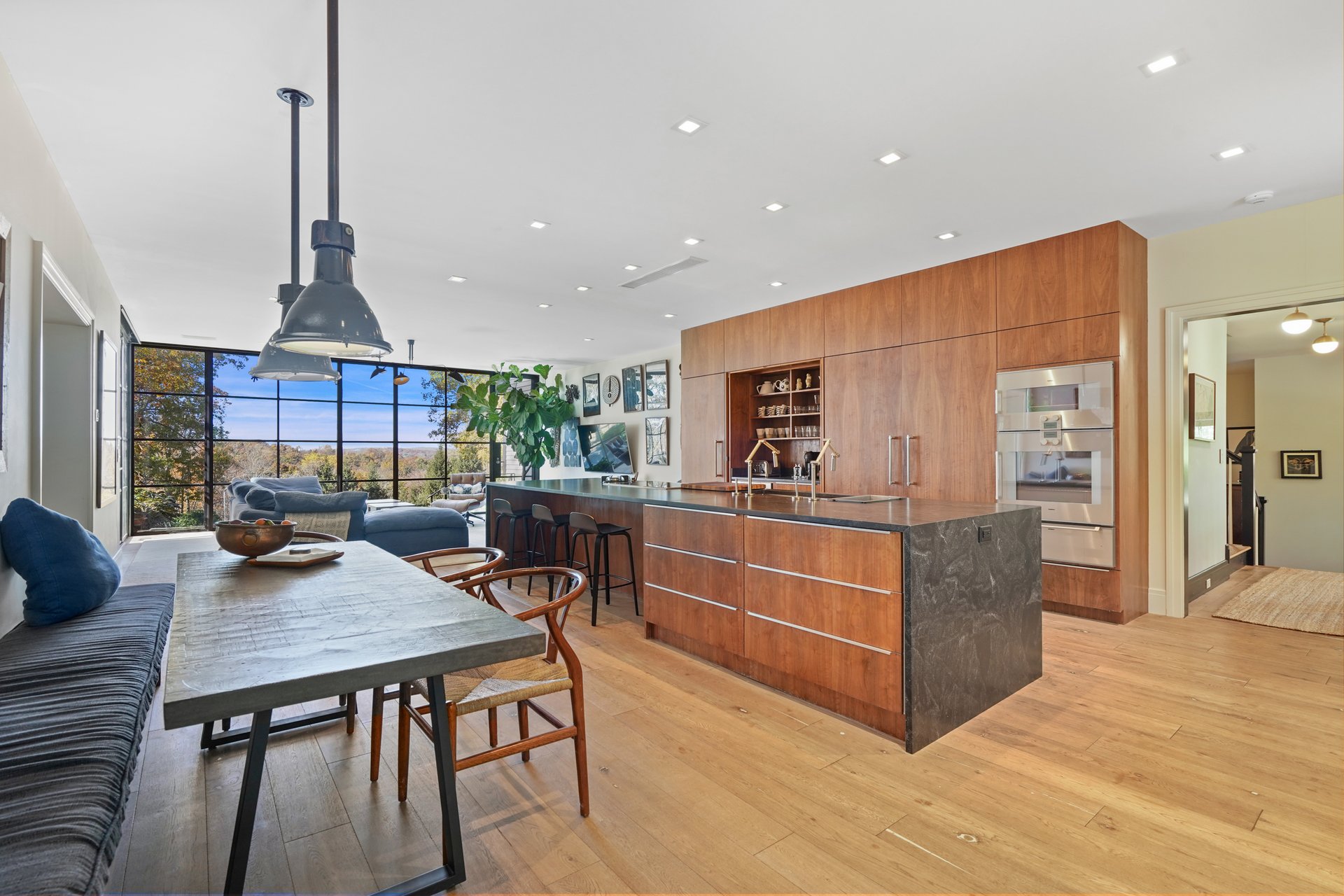 111 Katonahs Wood Road
