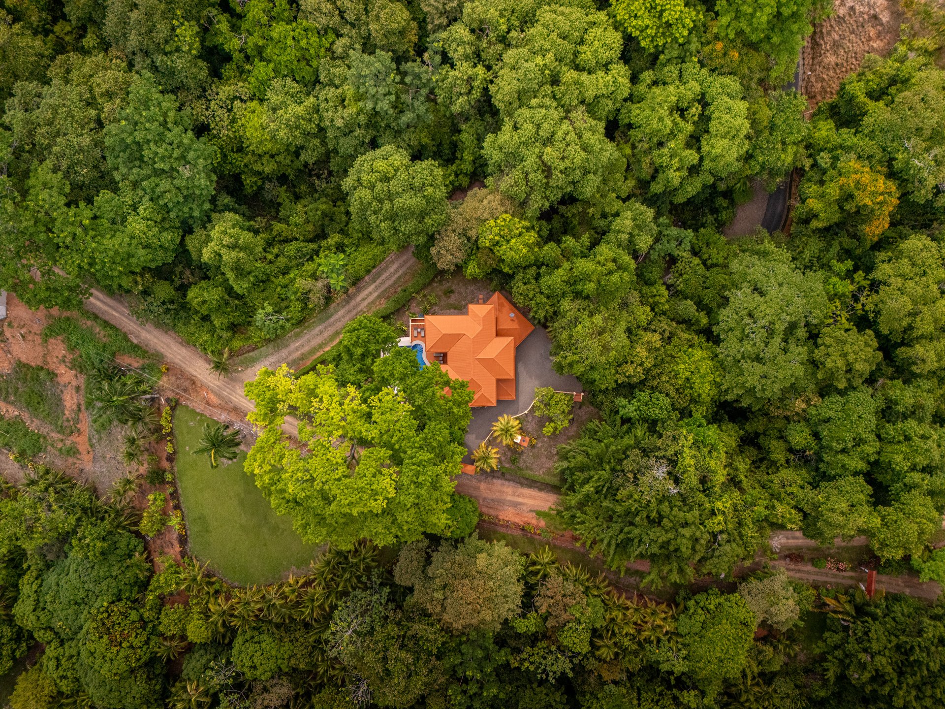 Classic Luxury at Casa Ceiba, Coastal Ocean View 4 Bedroom Home Near Uvita