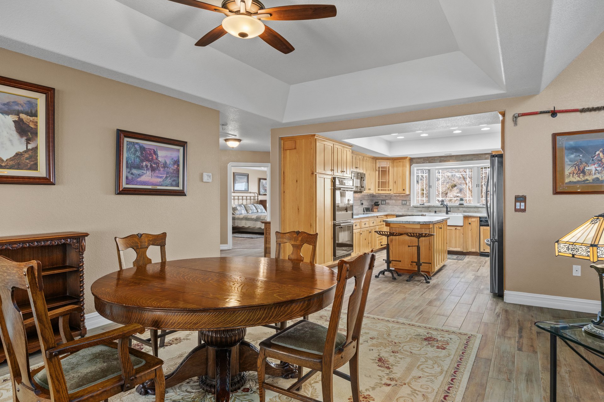Equestrian Estate in Bear Valley Springs: 25820 Skyline Drive