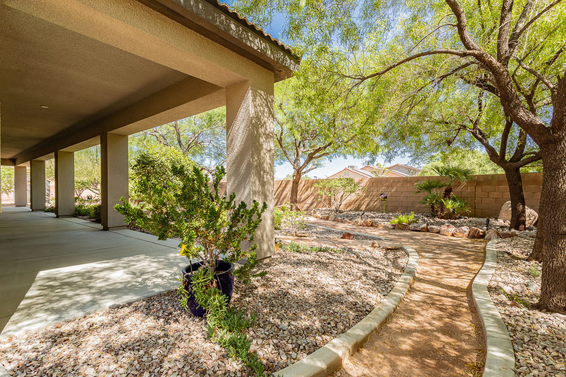 7808 Garden Stream Court