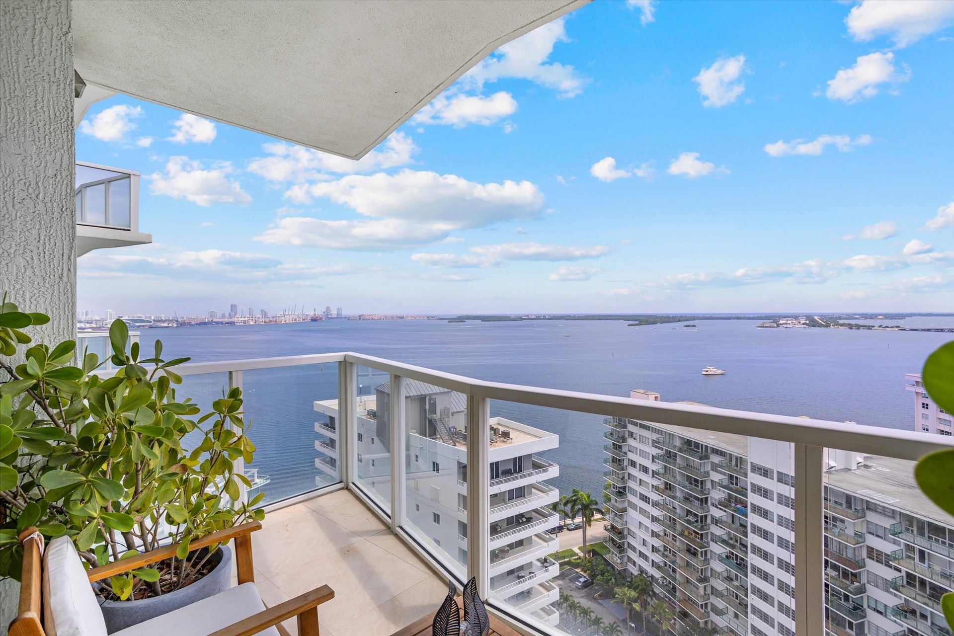 Emerald at Brickell 2105