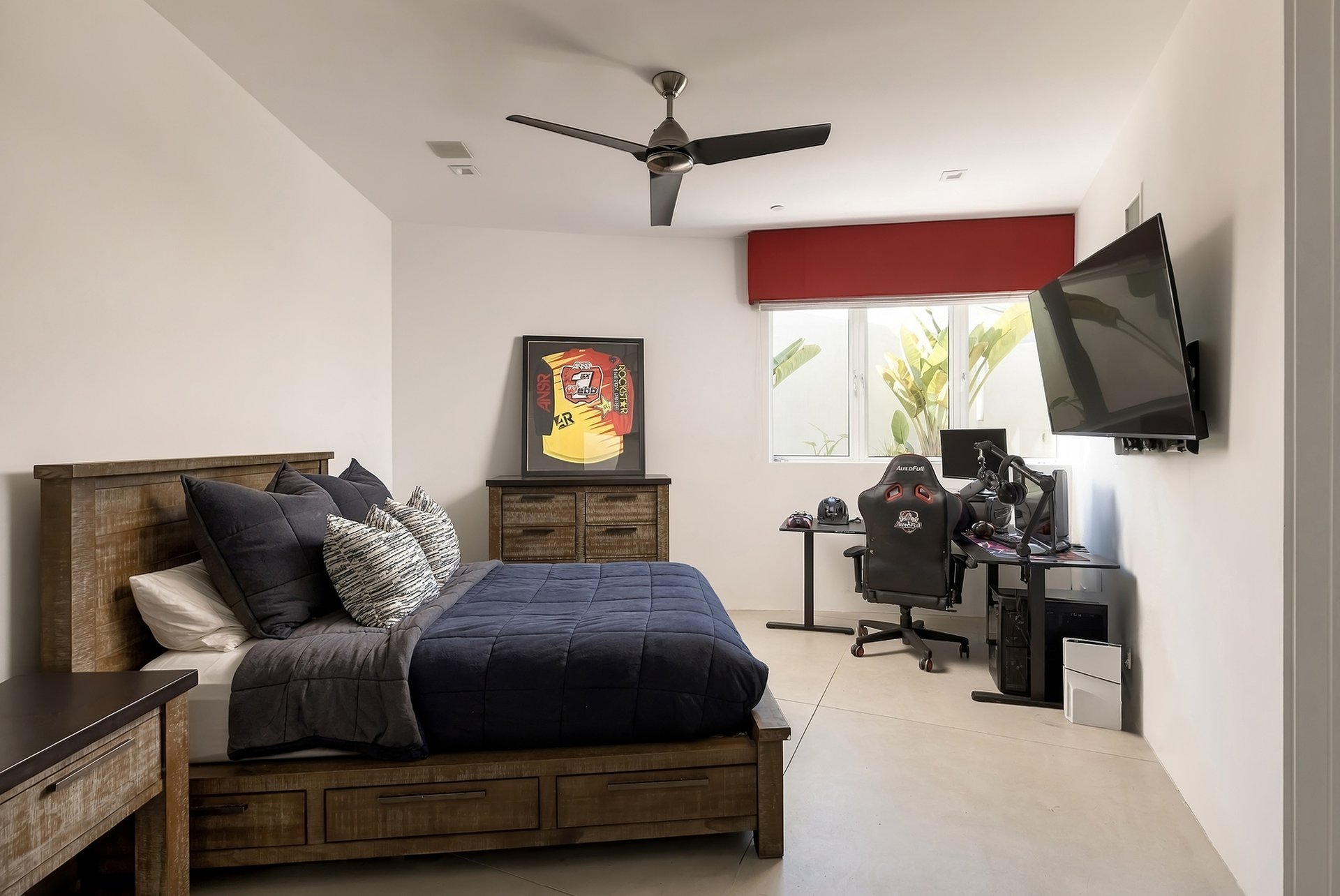305 Calle Francesca