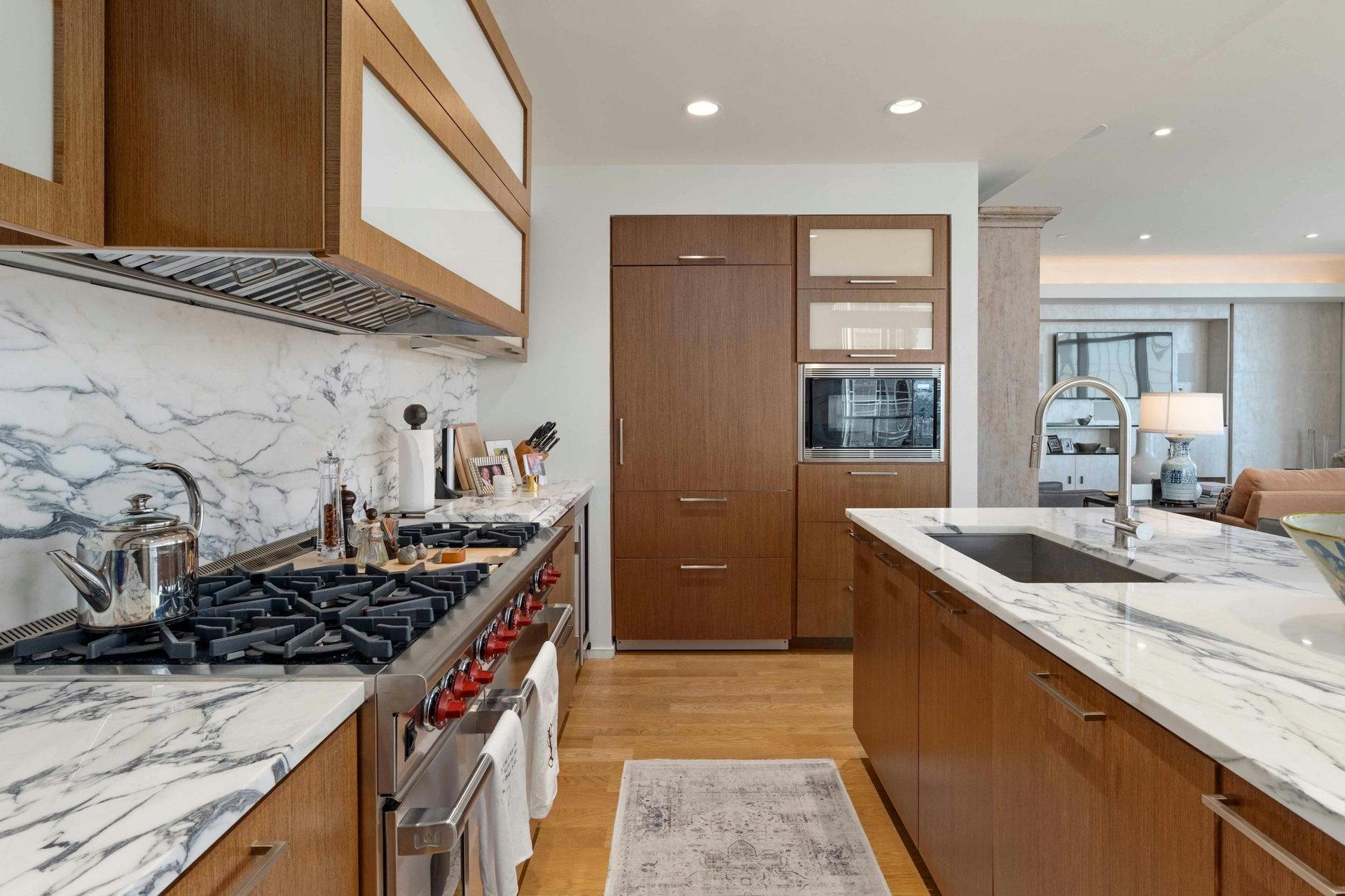 200 Congress Ave #11E