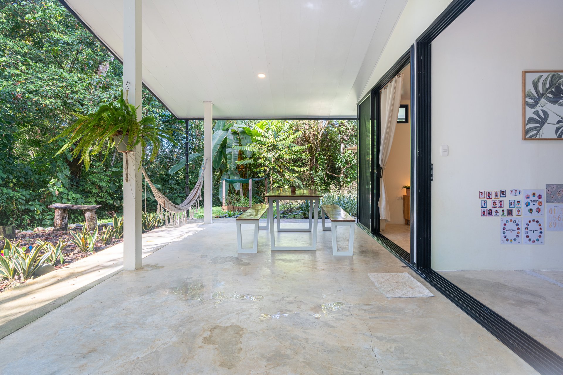 Turnkey Property with 3 Income-Generating Homes in an Exceptional Uvita Location