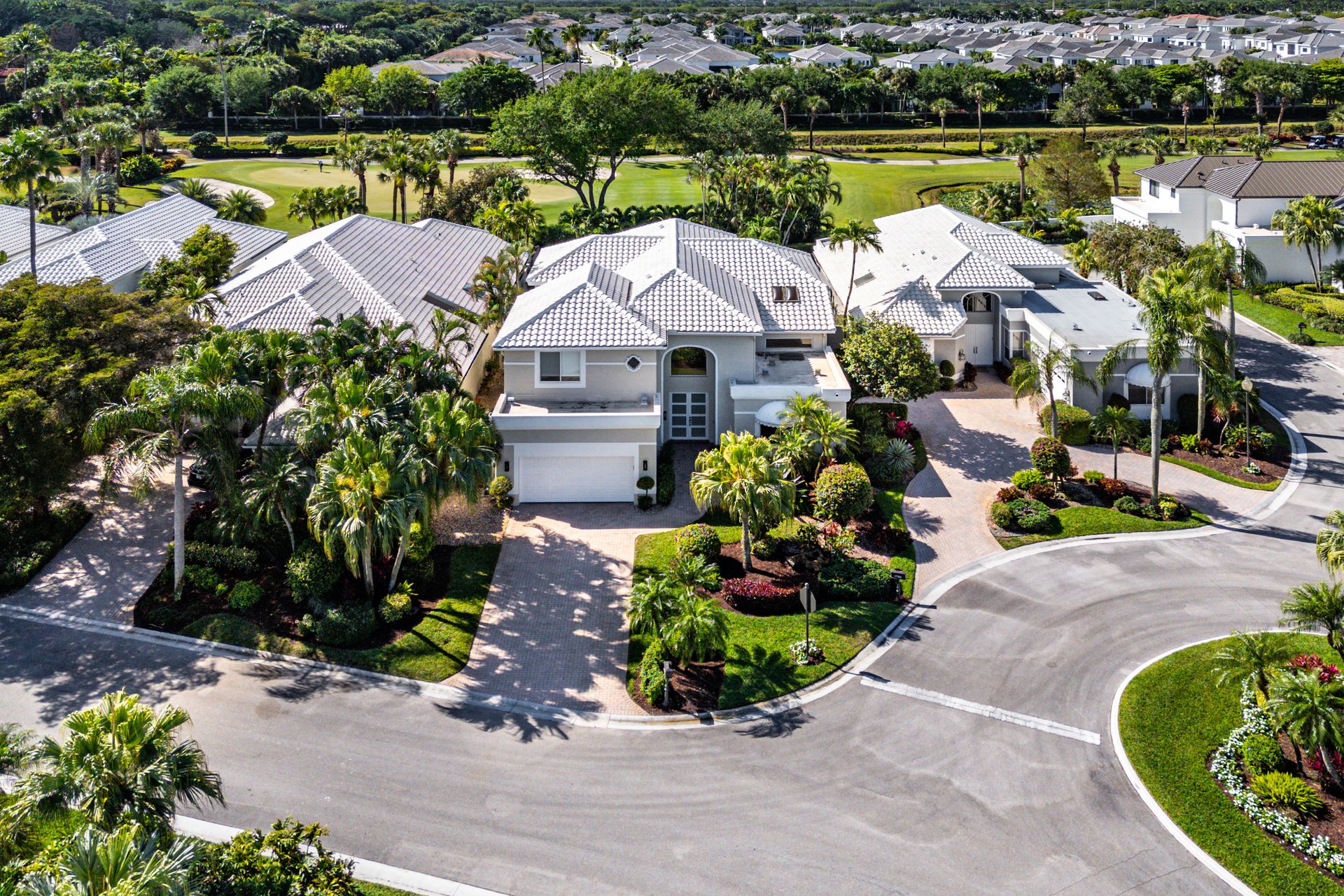 17371 Bridleway Trail