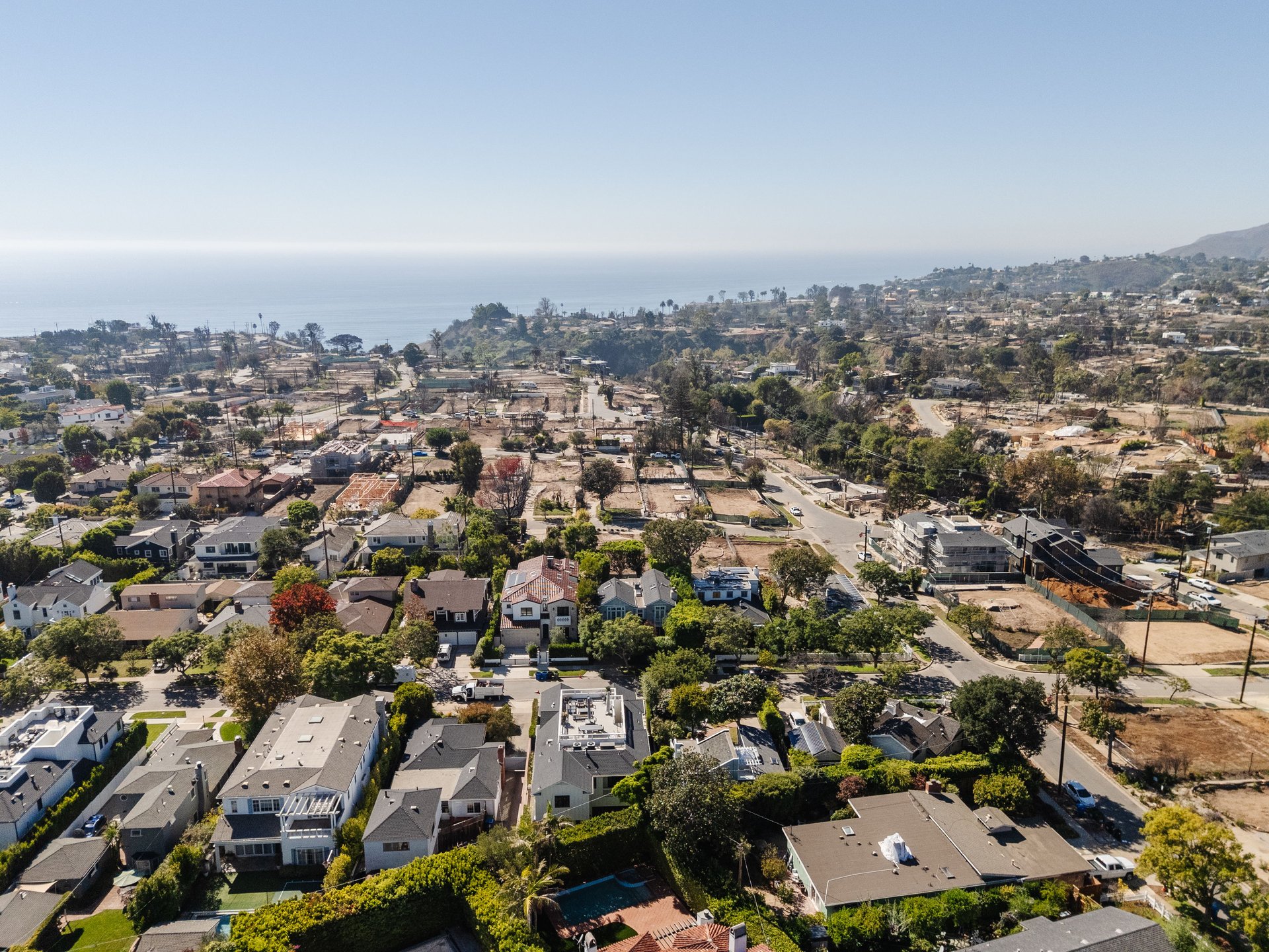 16045 Northfield St, Pacific Palisades 