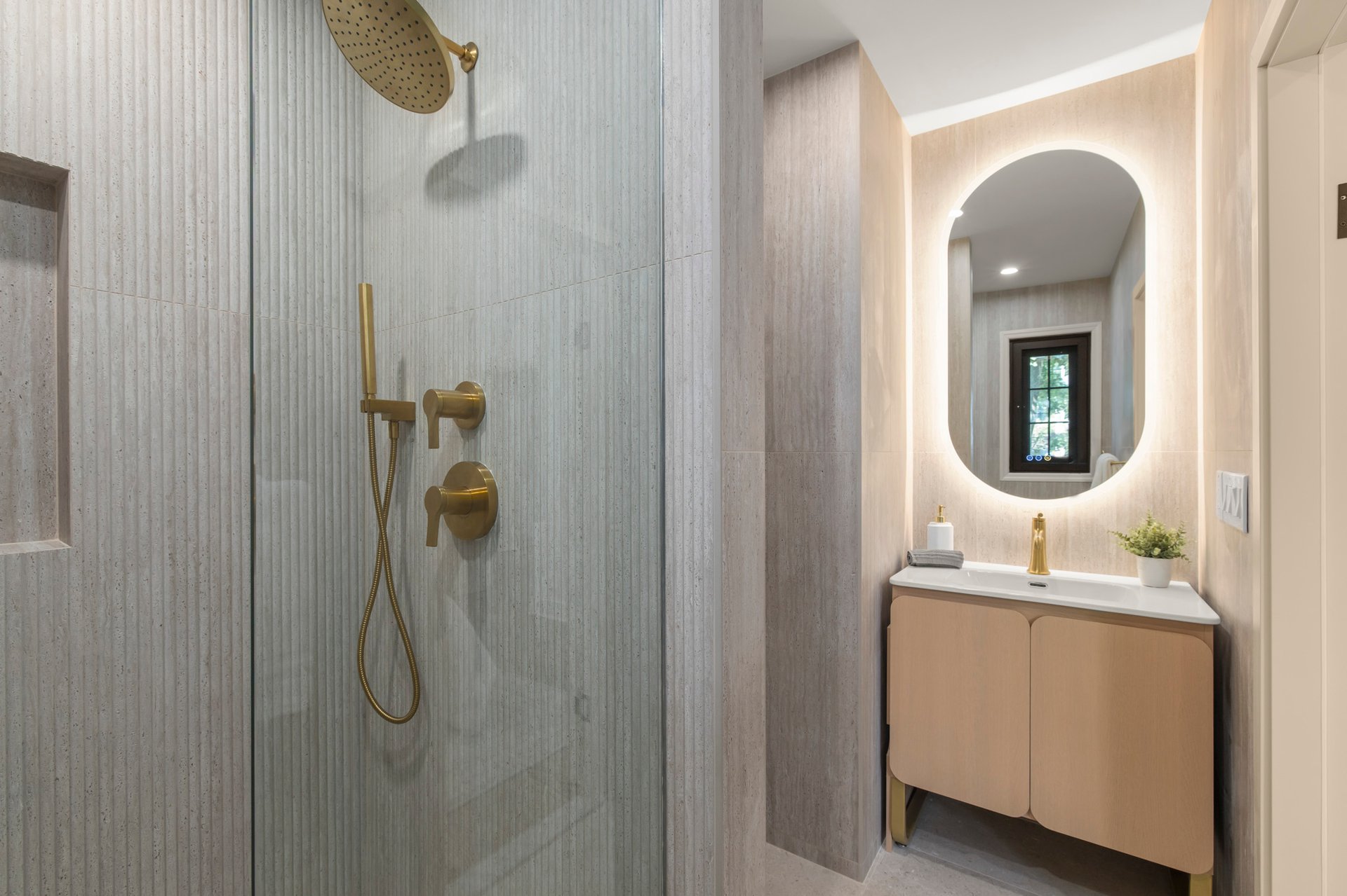 Modern Craftsmanship Meets Timeless Elegance