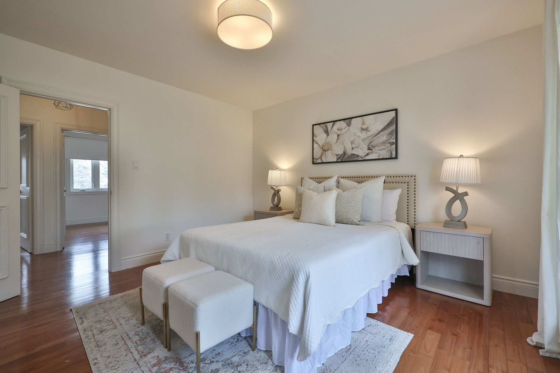 1439 Larchview Trail