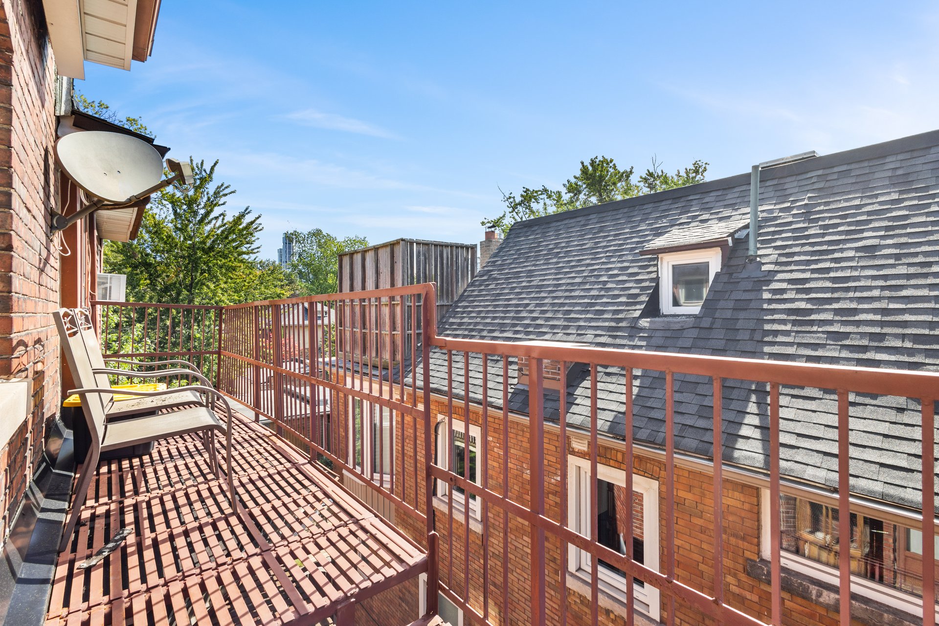 415 Brunswick Ave