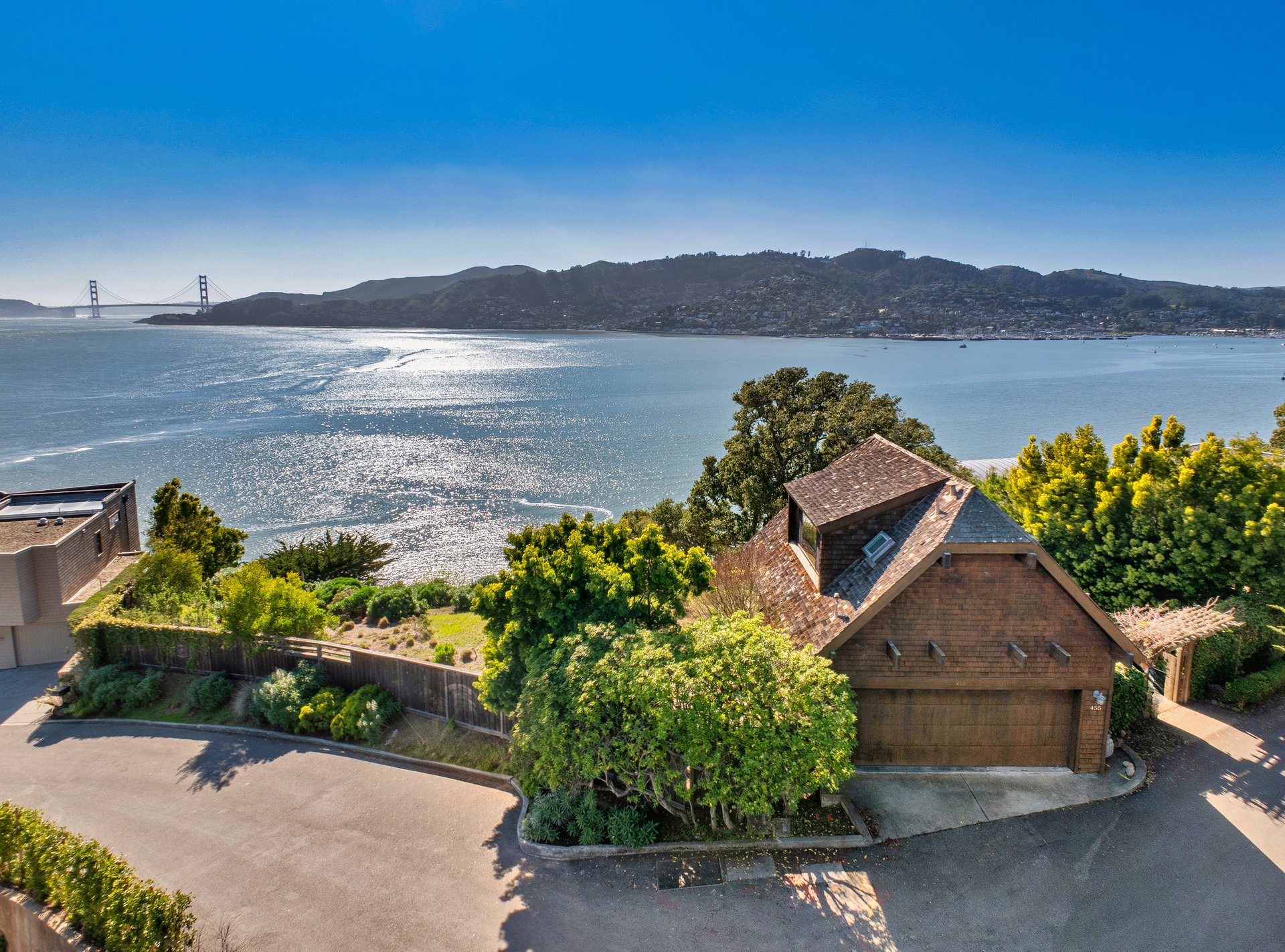 Incredible Lot with Extraordinary Views
