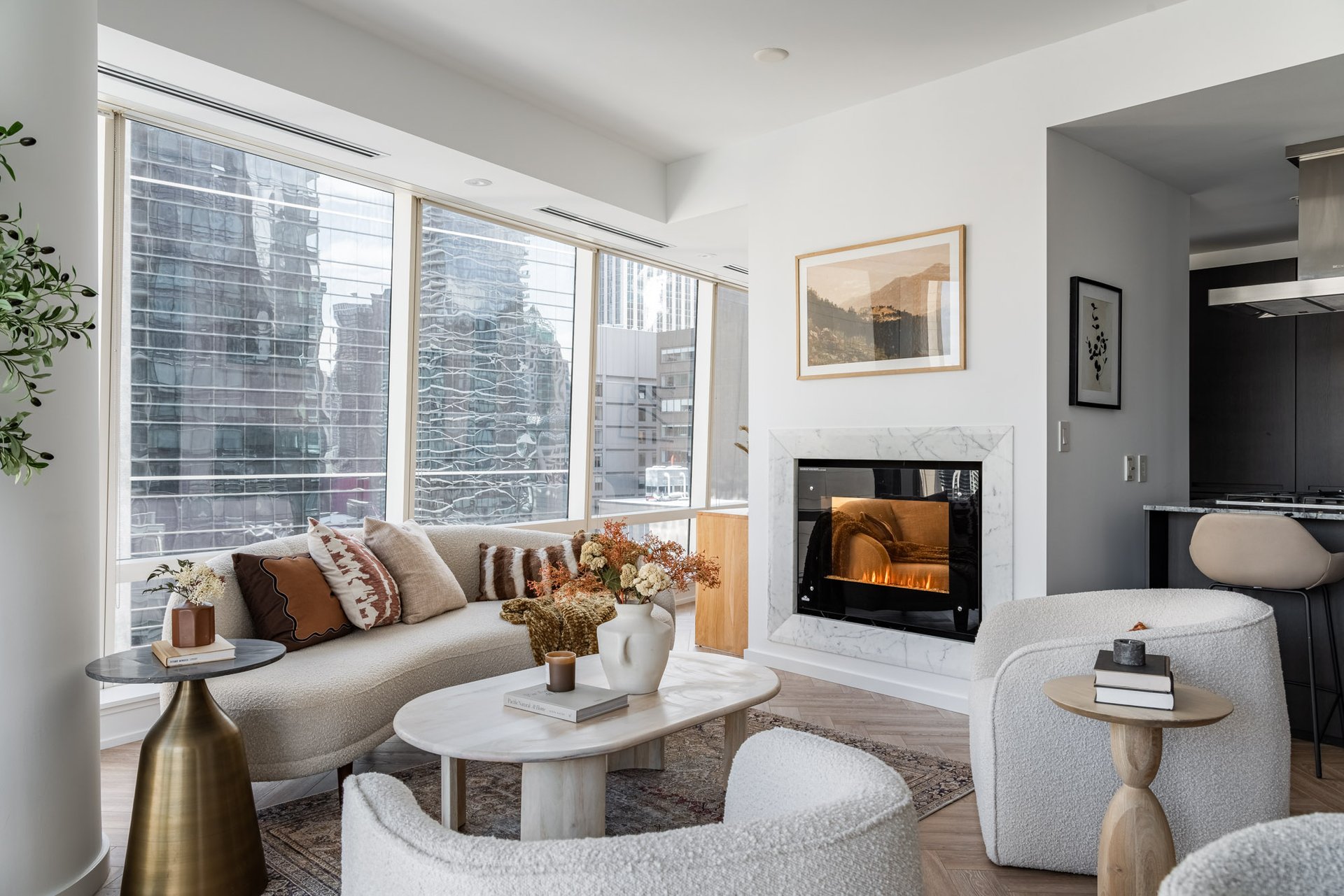 Suite 1906- 180 University Avenue