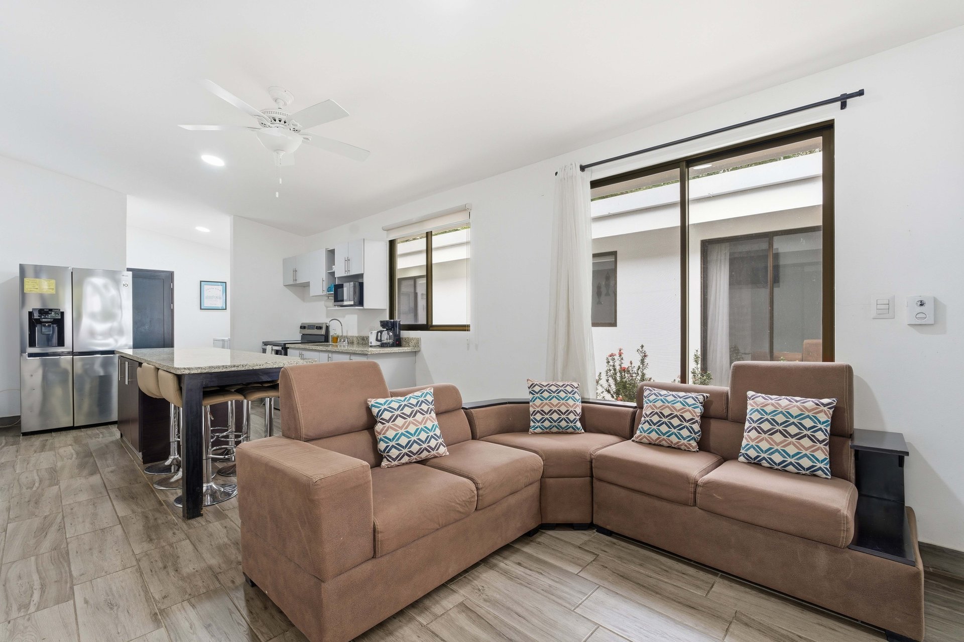 Three Mermaids | Beachfront 10-Bedroom Pod-Style Residence with Pool in Playa Flamingo