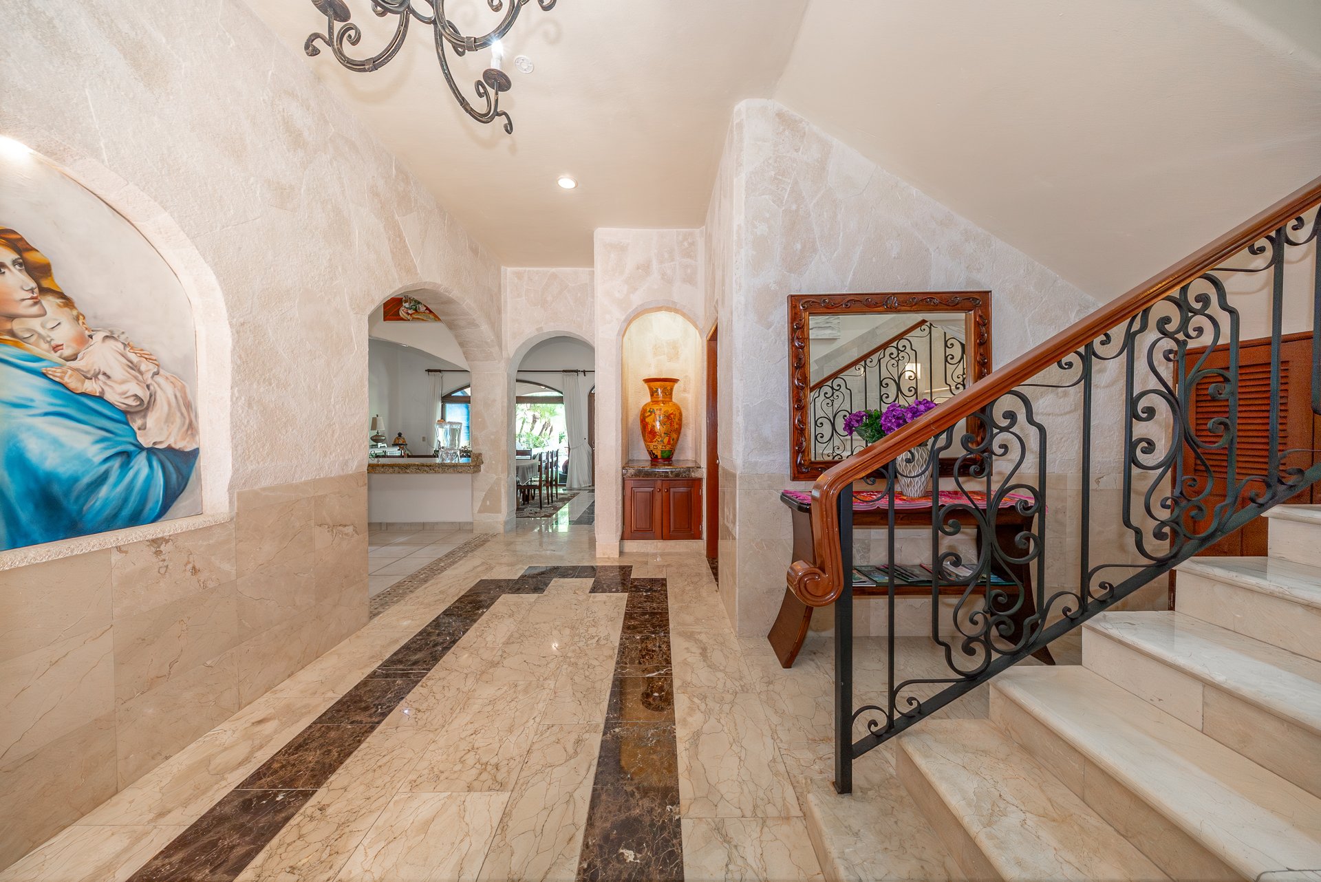 Villa Orquídea Puerto Aventuras | Golf-Front Luxury Estate