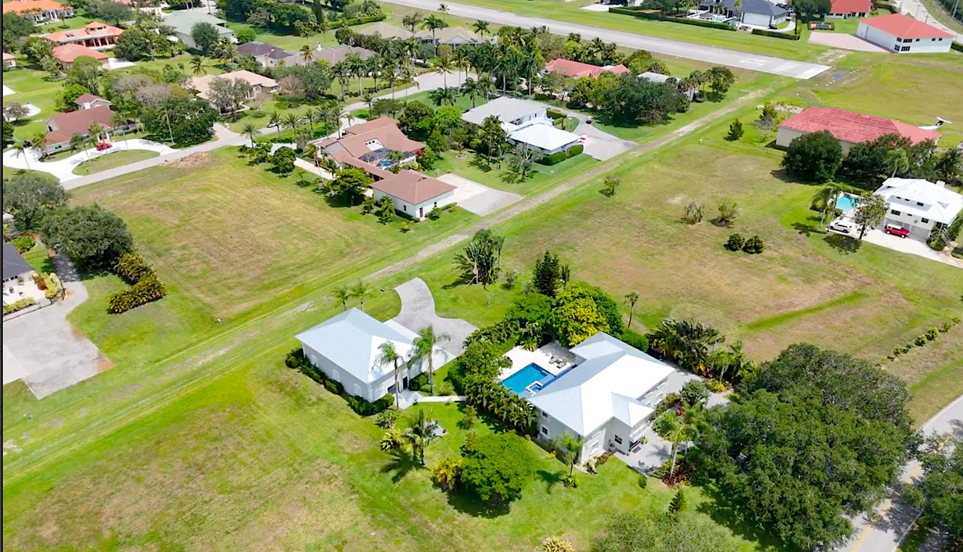 2900 Greenbriar Blvd