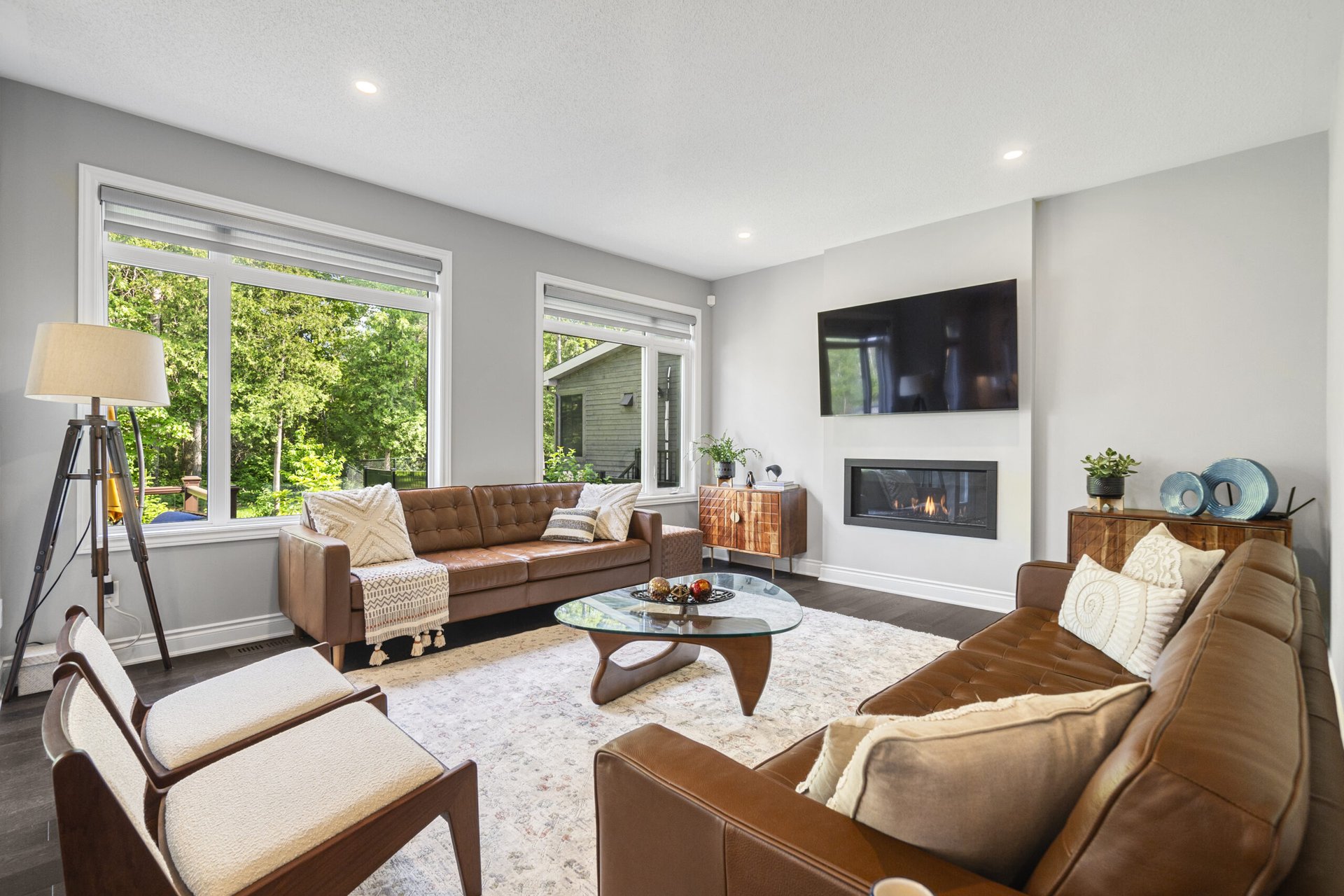 854 Stallion Crescent