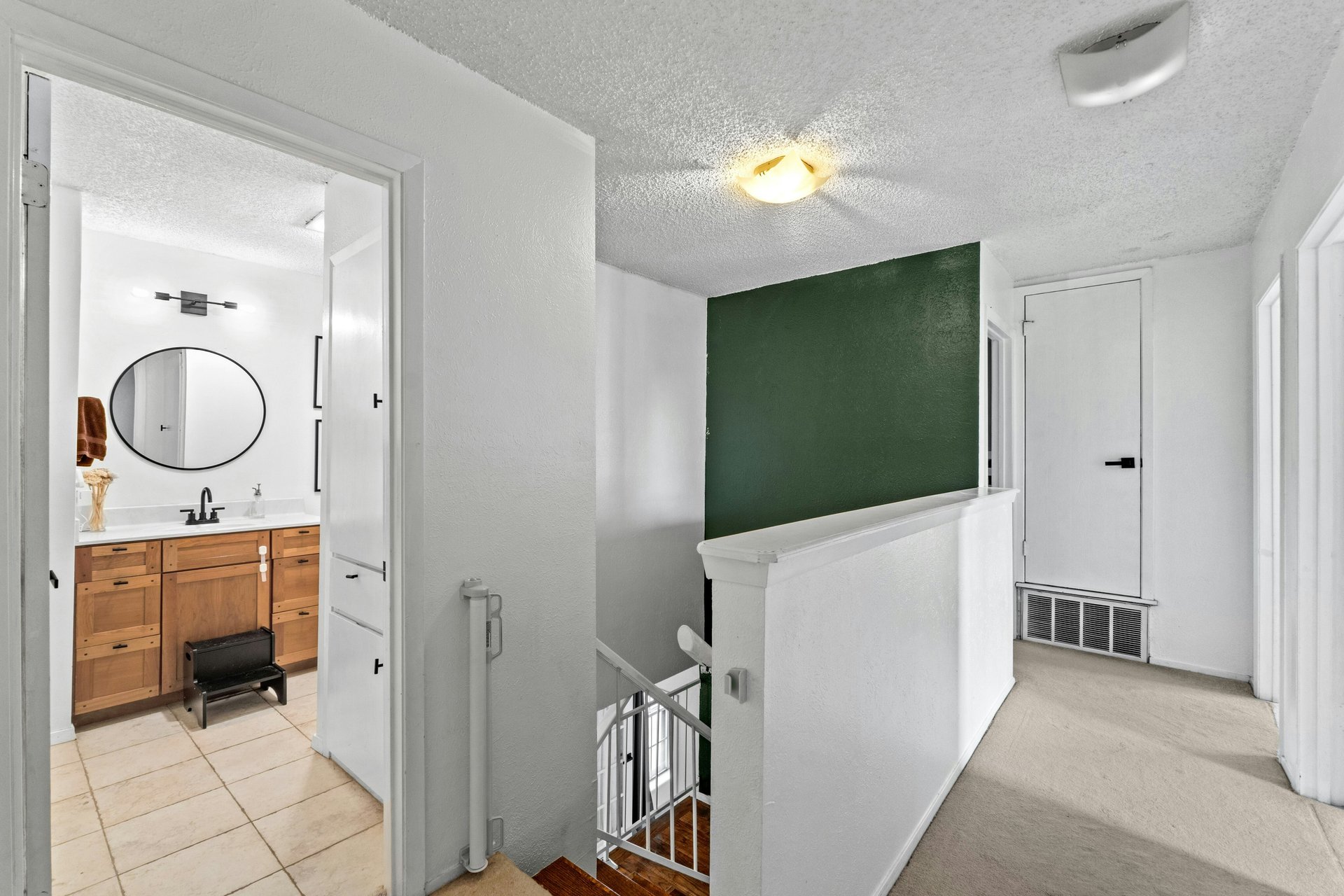 Enchanting Gracywoods Retreat with Pool, Multiple Living Spaces, and Near Domain & Q2 Stadium!