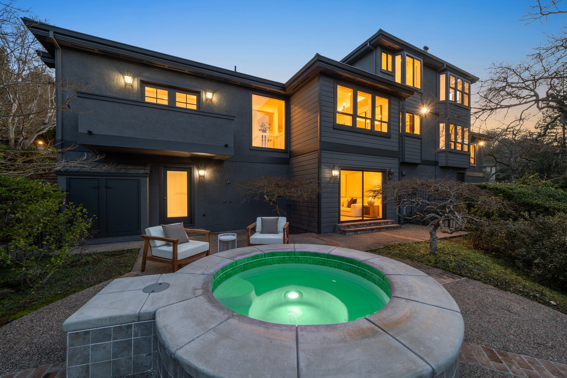 23 Wood Acres Ct