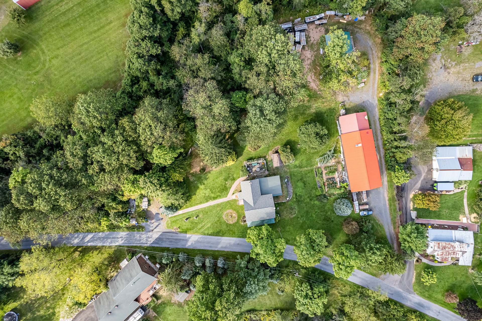 1387 Parkland Road