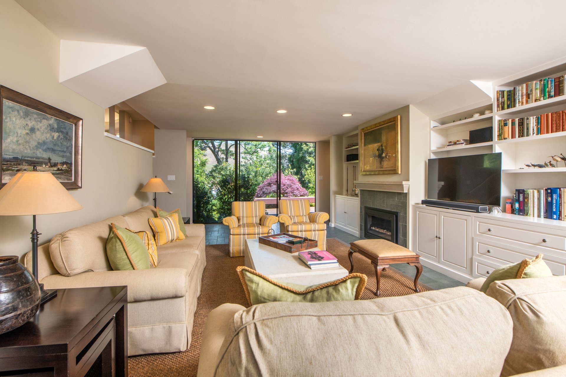 7 Burrell Ct
