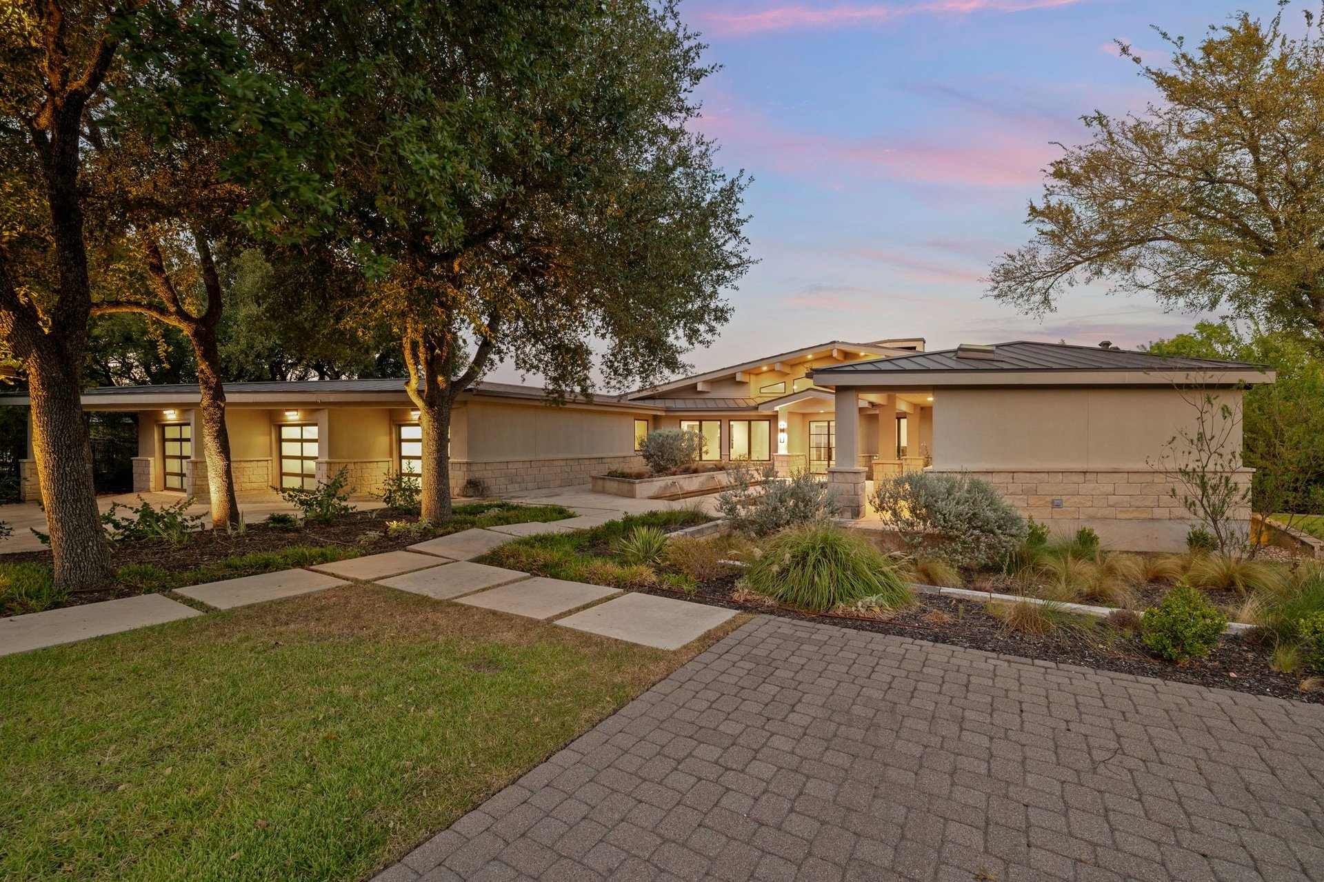 10 Hedge Lane 