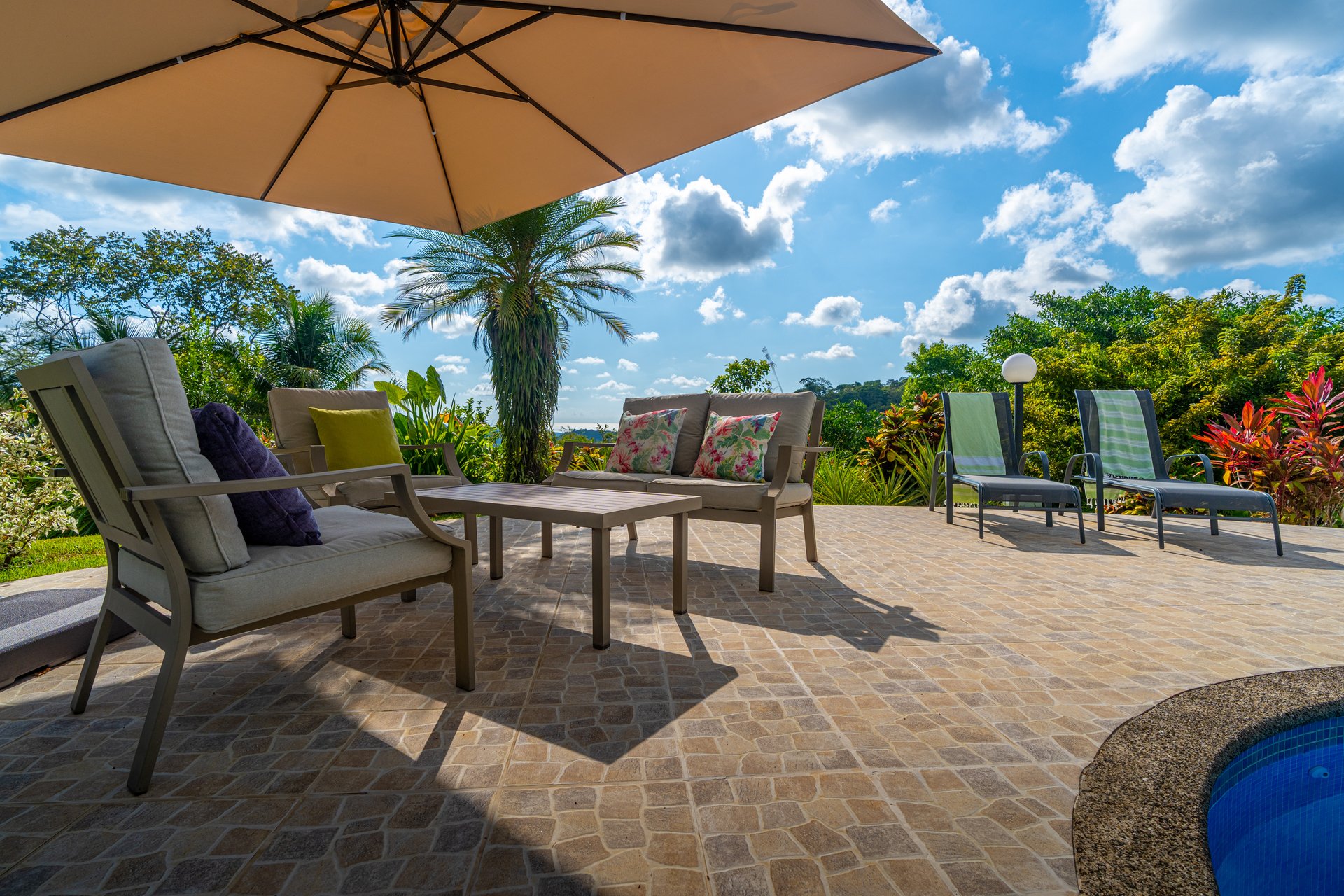  Villa Allamanda, Privacy Galore, Ocean, Jungle and Mountain Views