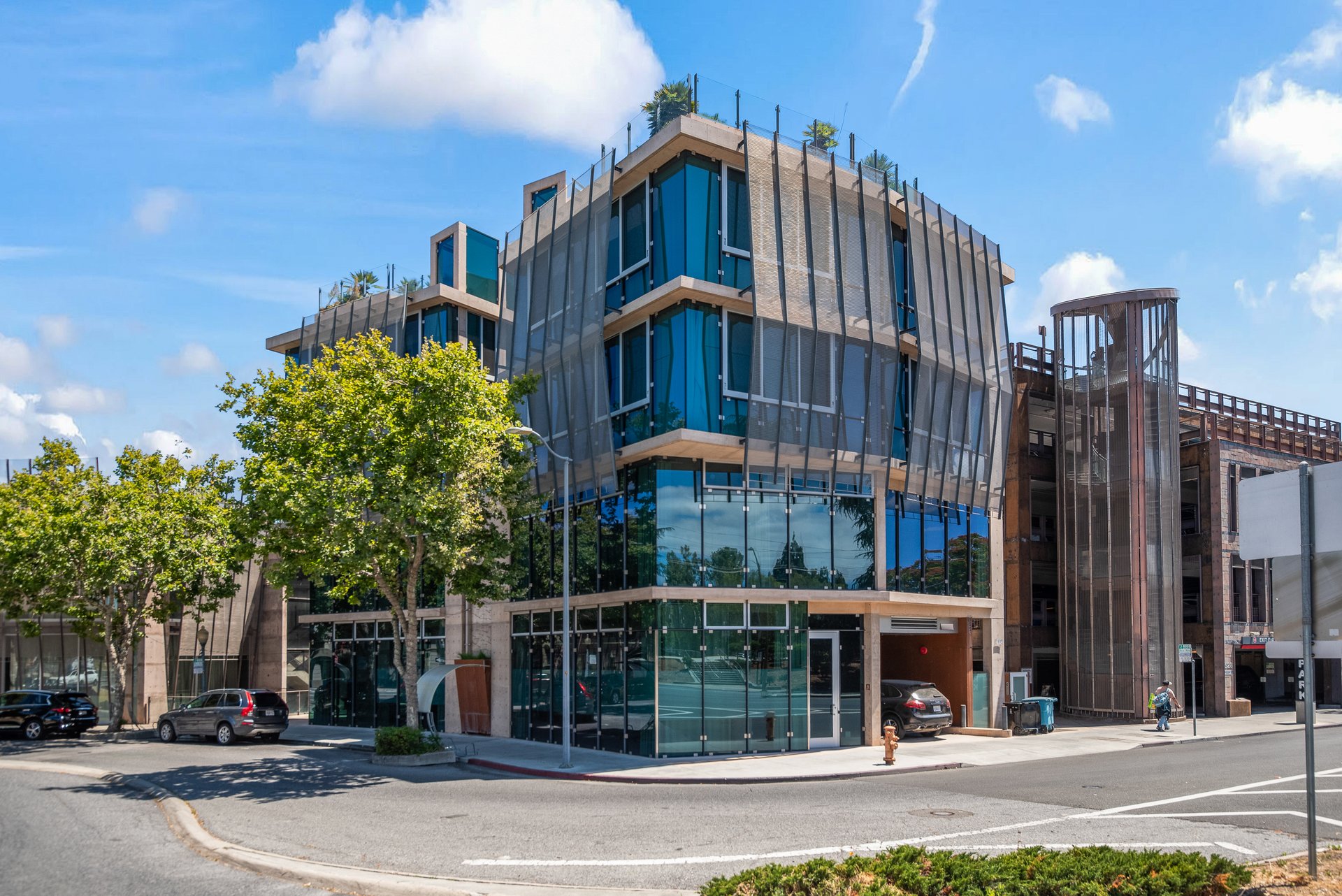 2 Office Buildings - 20,197 SF | Trophy Asset For Sale in Palo Alto