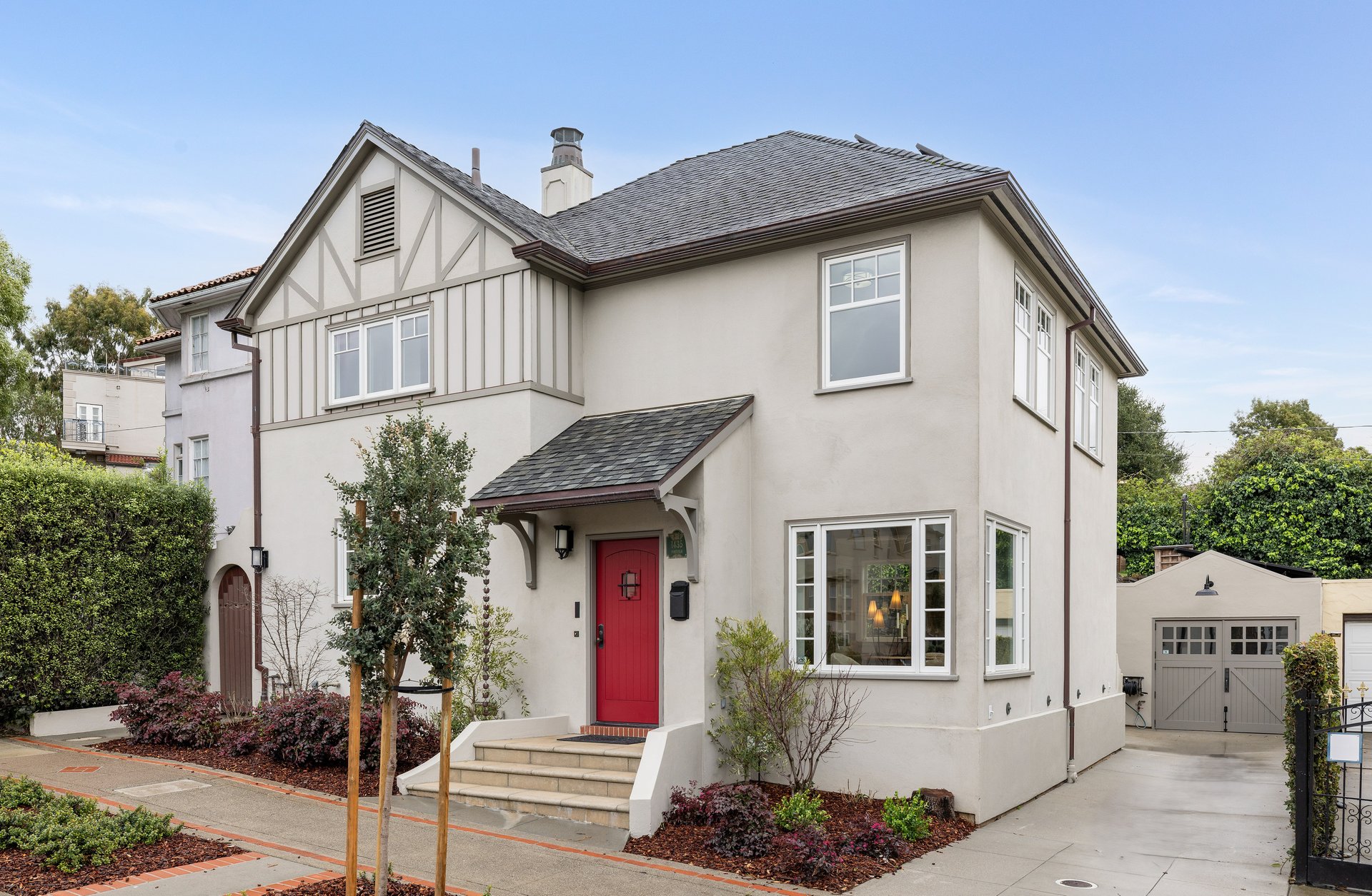 1435 Portola Drive