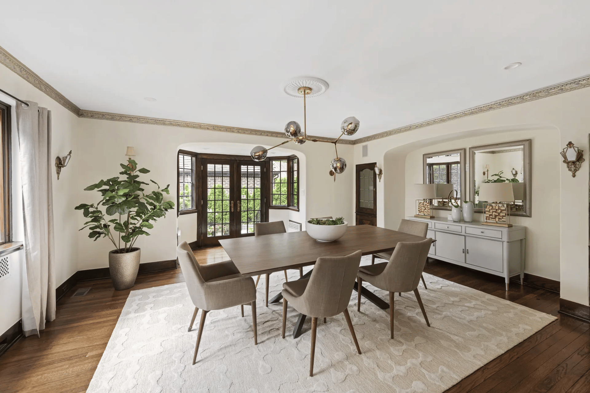 11 Cranford St