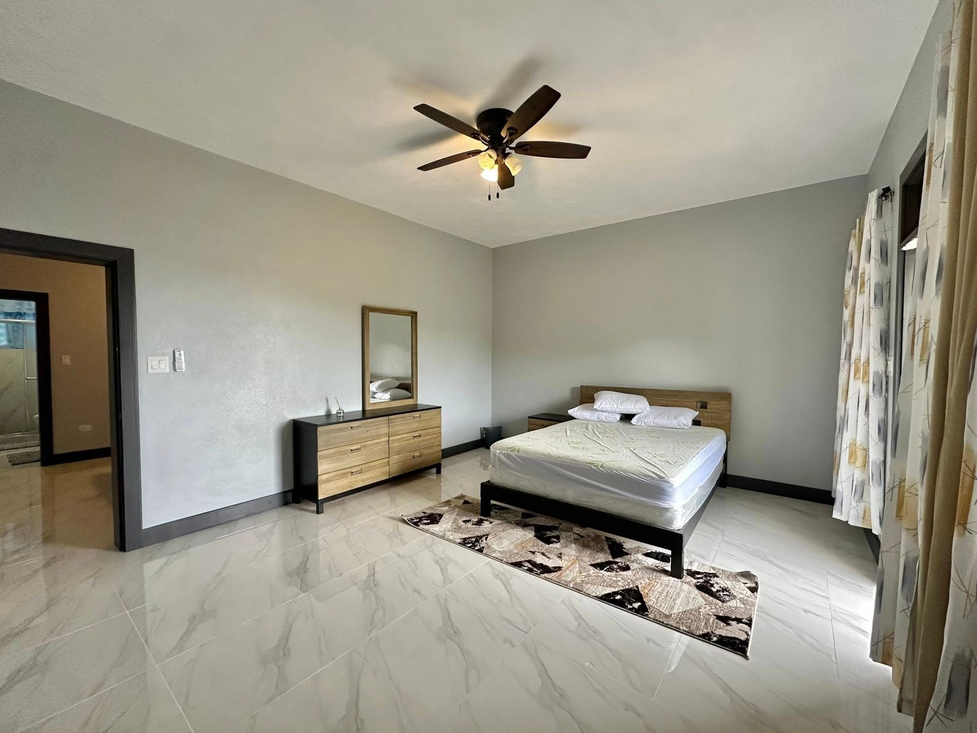 1048 Meyers Estate 1 Bedroom Apartment