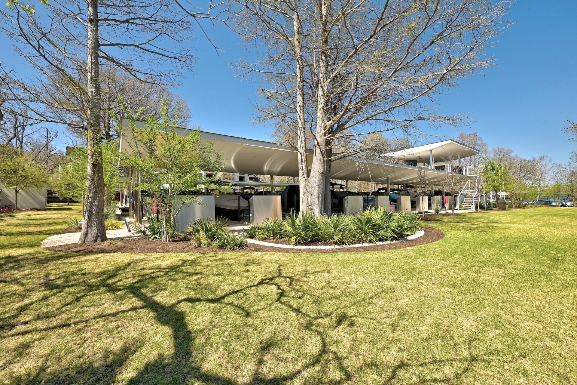 2503 Westlake Drive #4