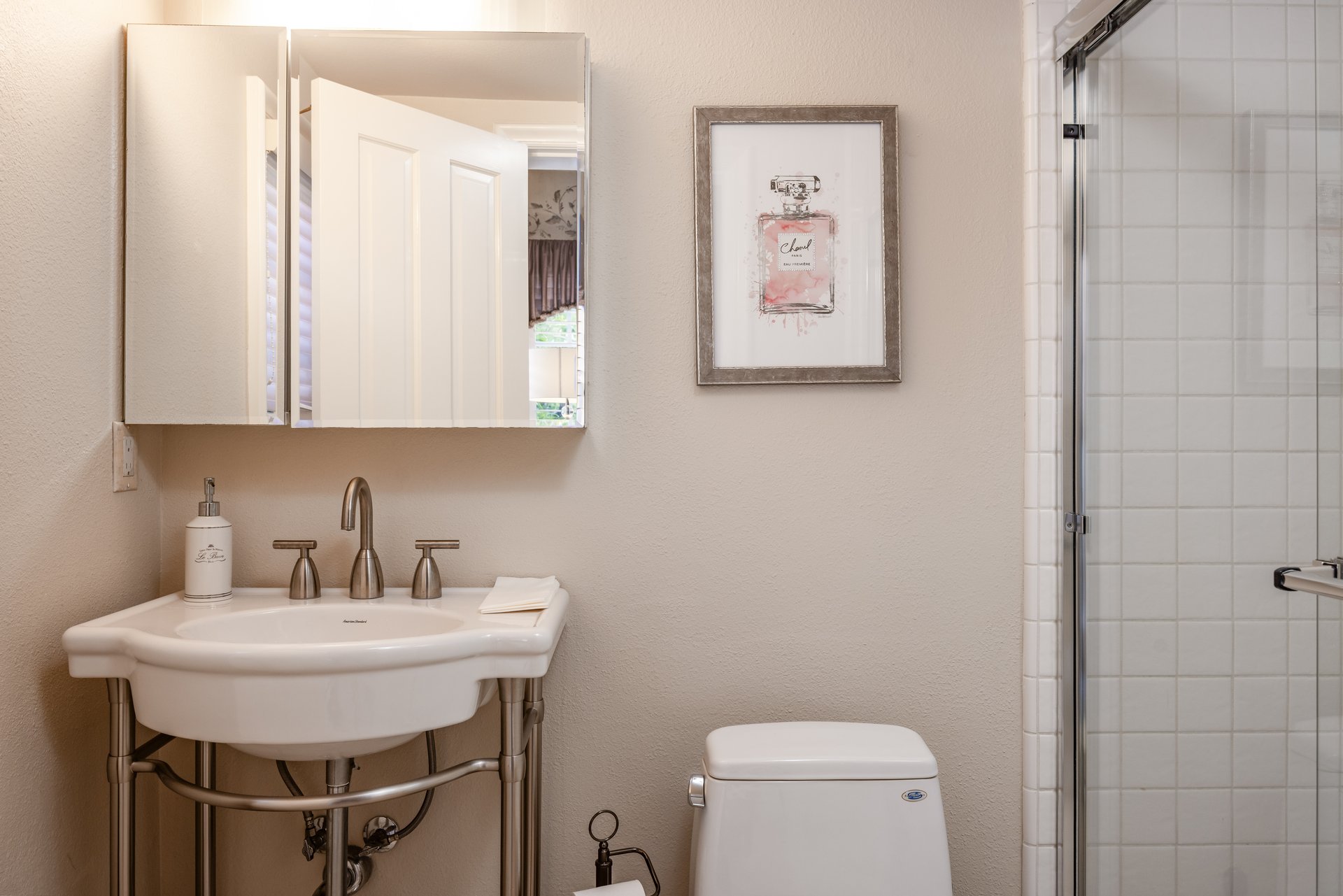 3 Weybridge Court