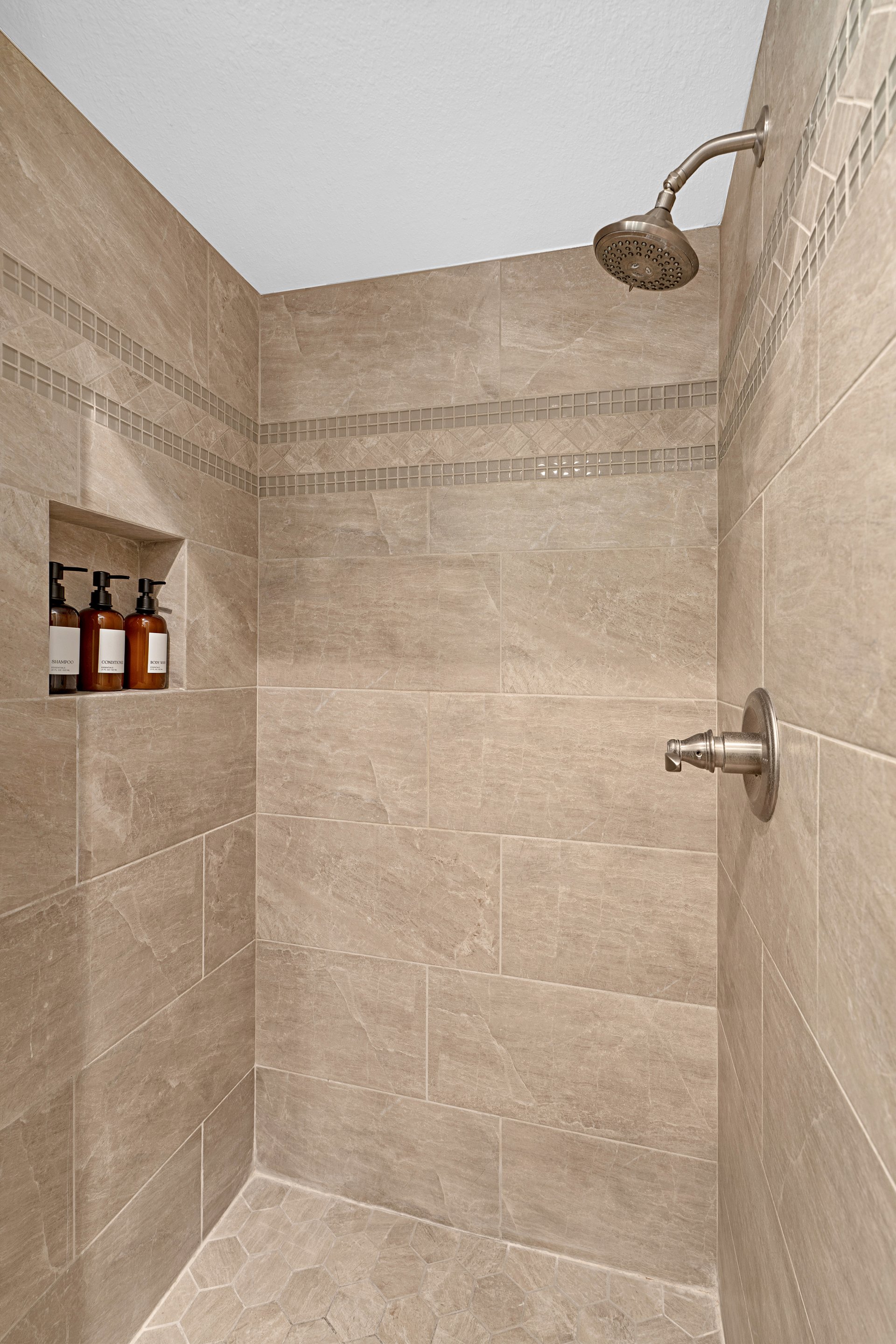 Foxtail Luxe Retreat