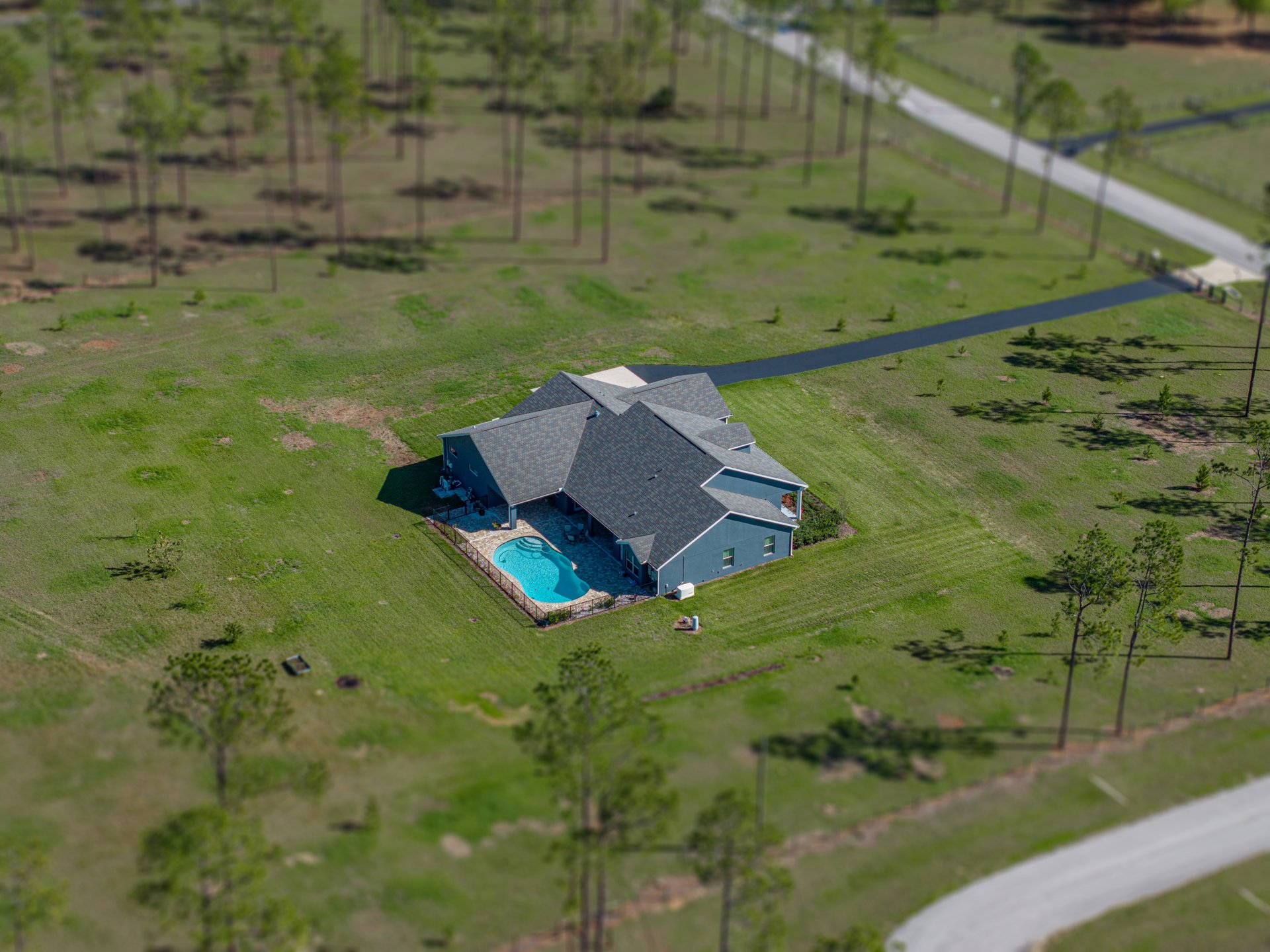 17703 COUNTRY SQUIRE LN