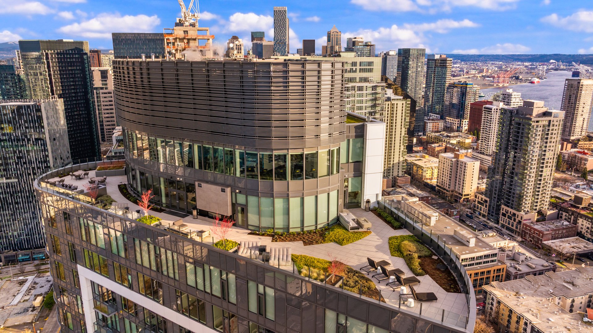 2510 6th Ave Unit 3105