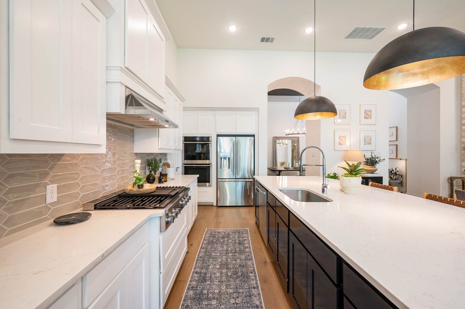 10039 Sarah Place