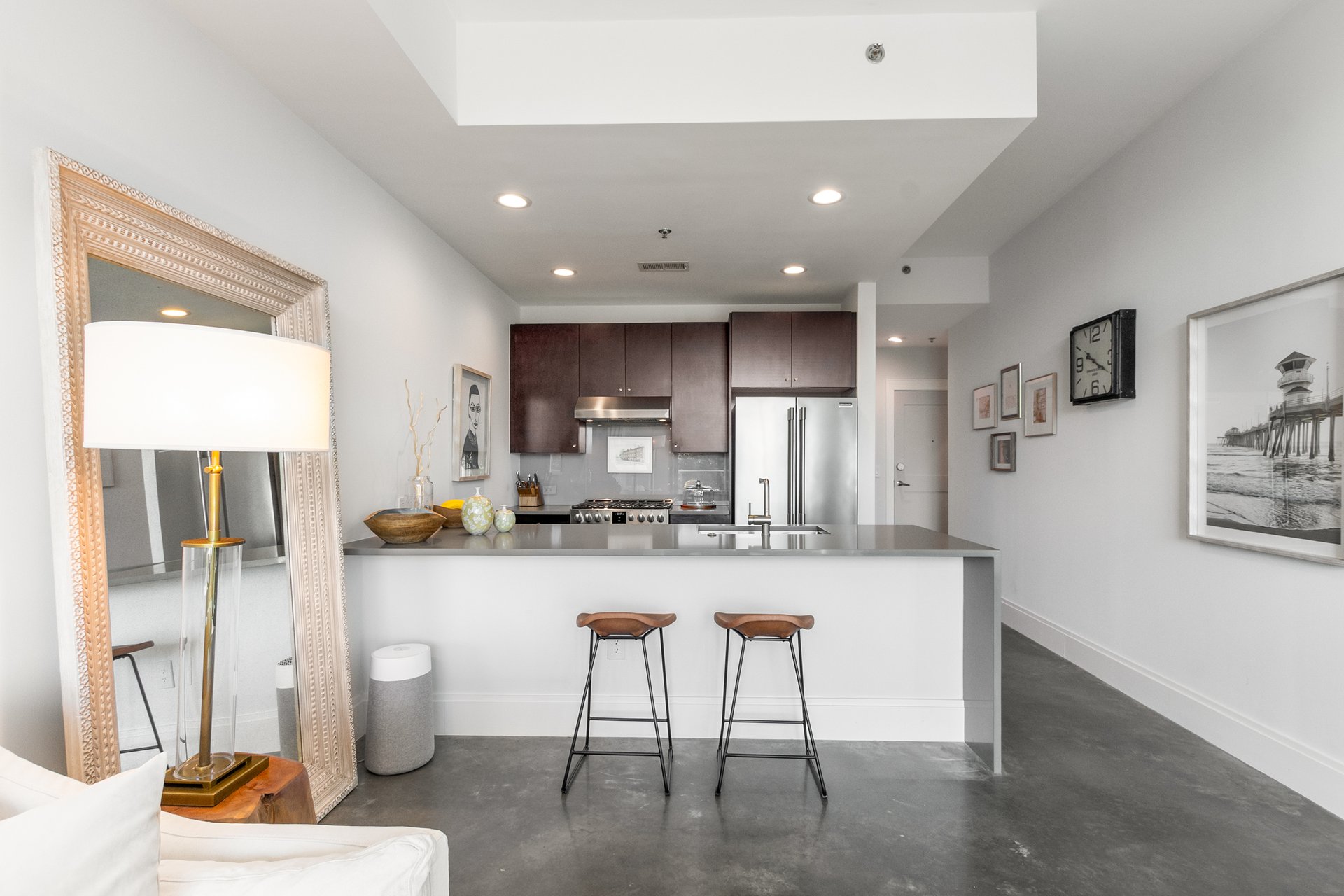 905 Juniper Street NE Unit 704