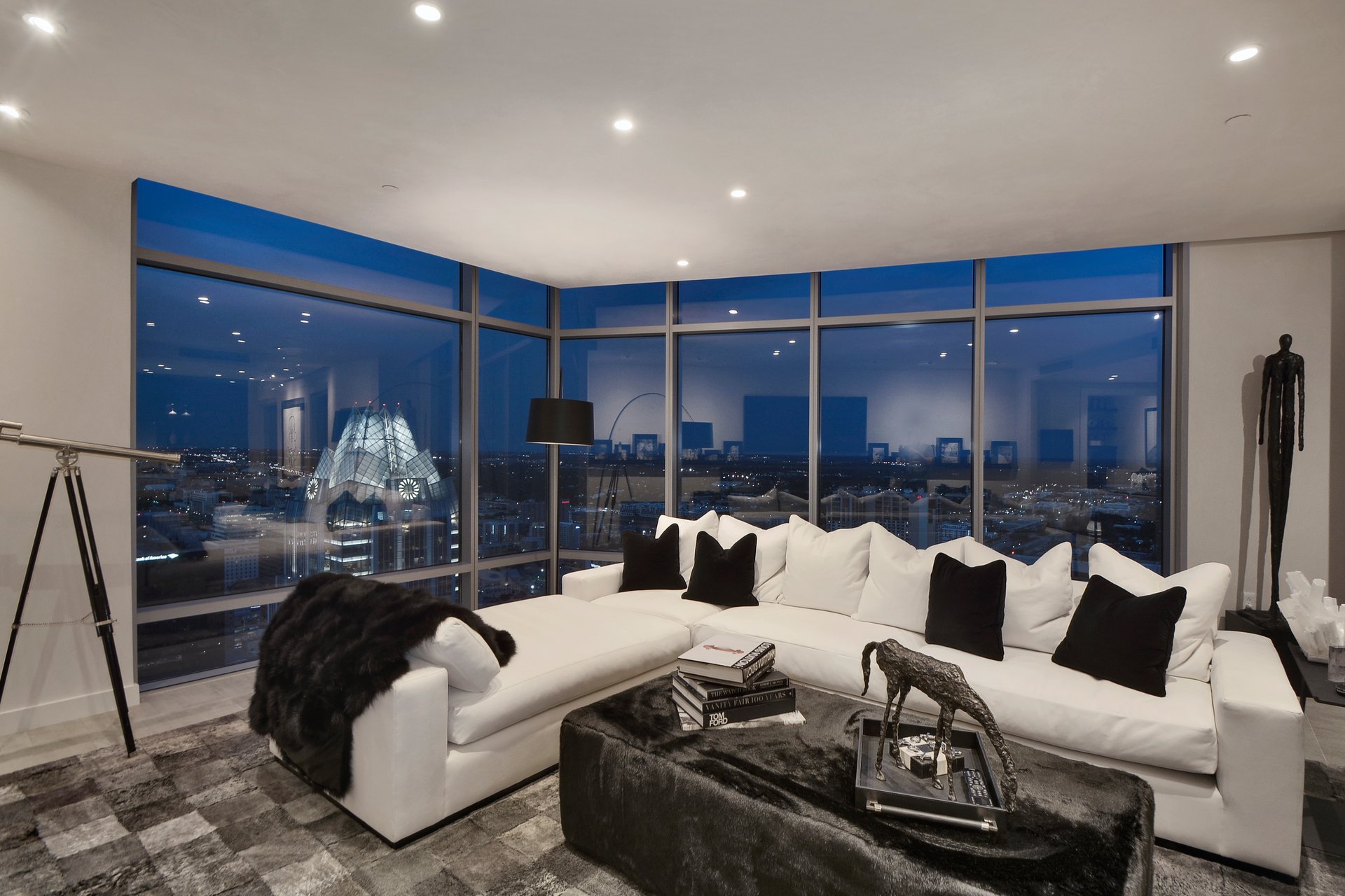 200 Congress Avenue #43ST