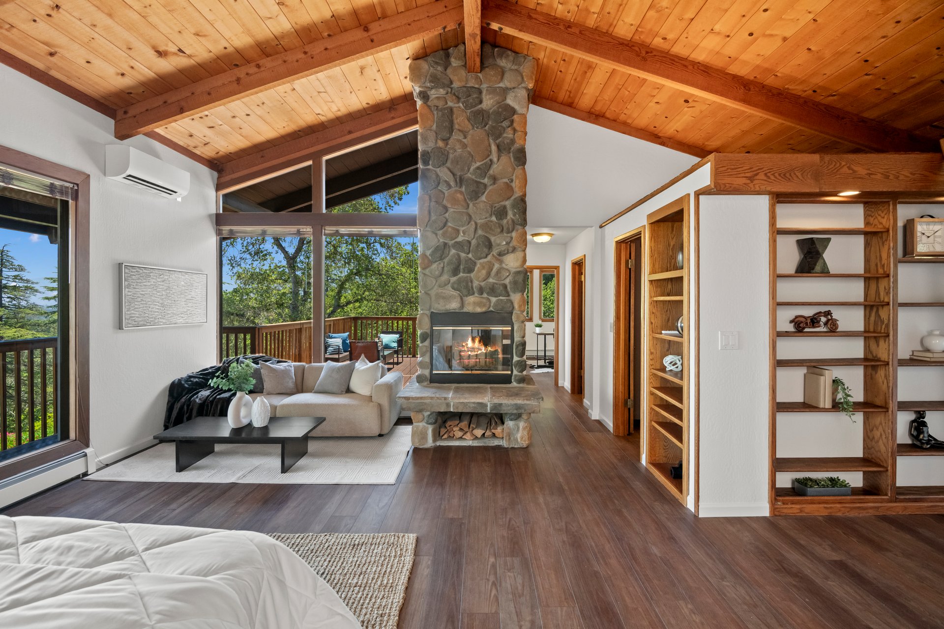21100 Saratoga Hills Rd