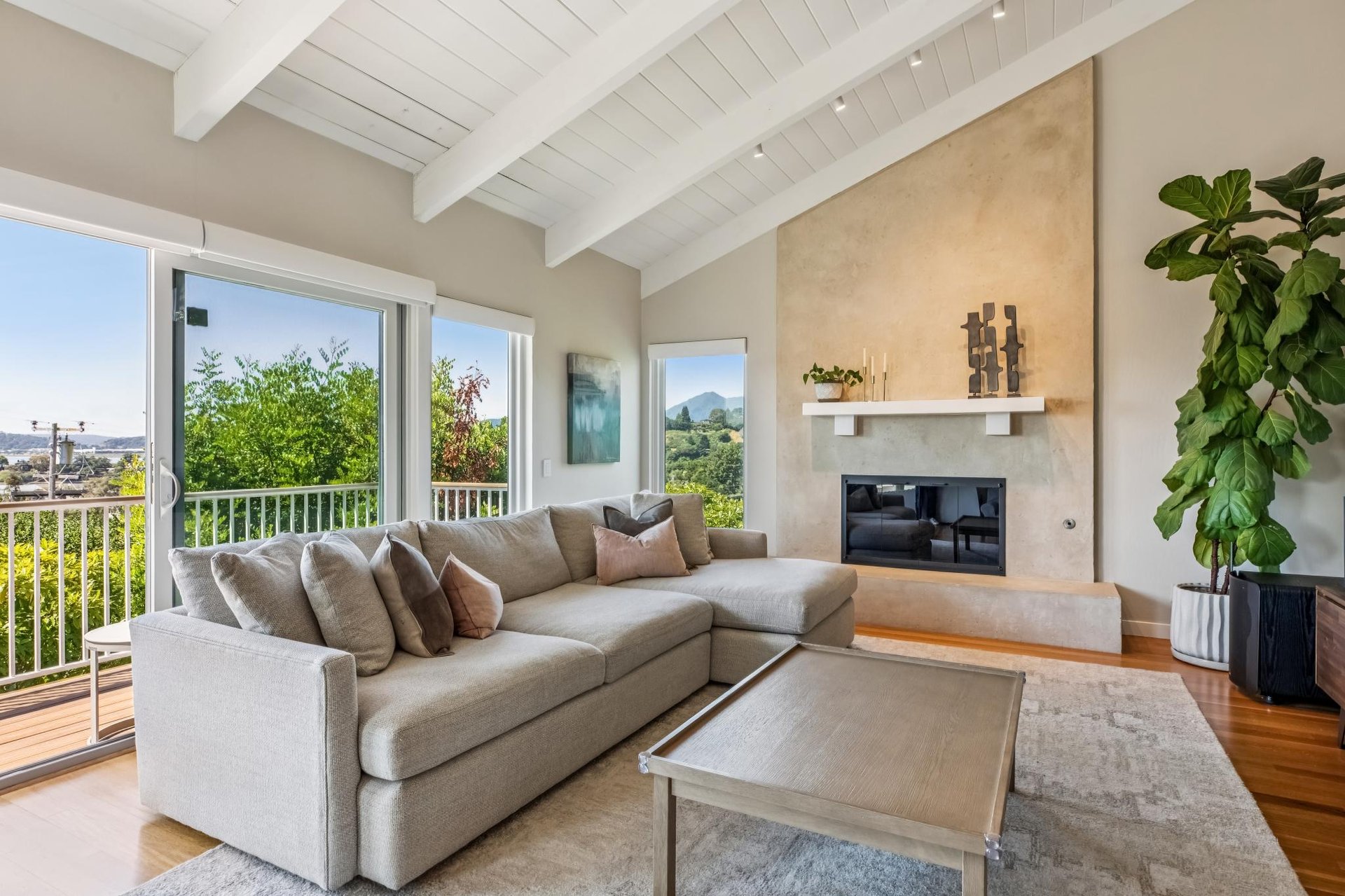 Loch Lomond View Home