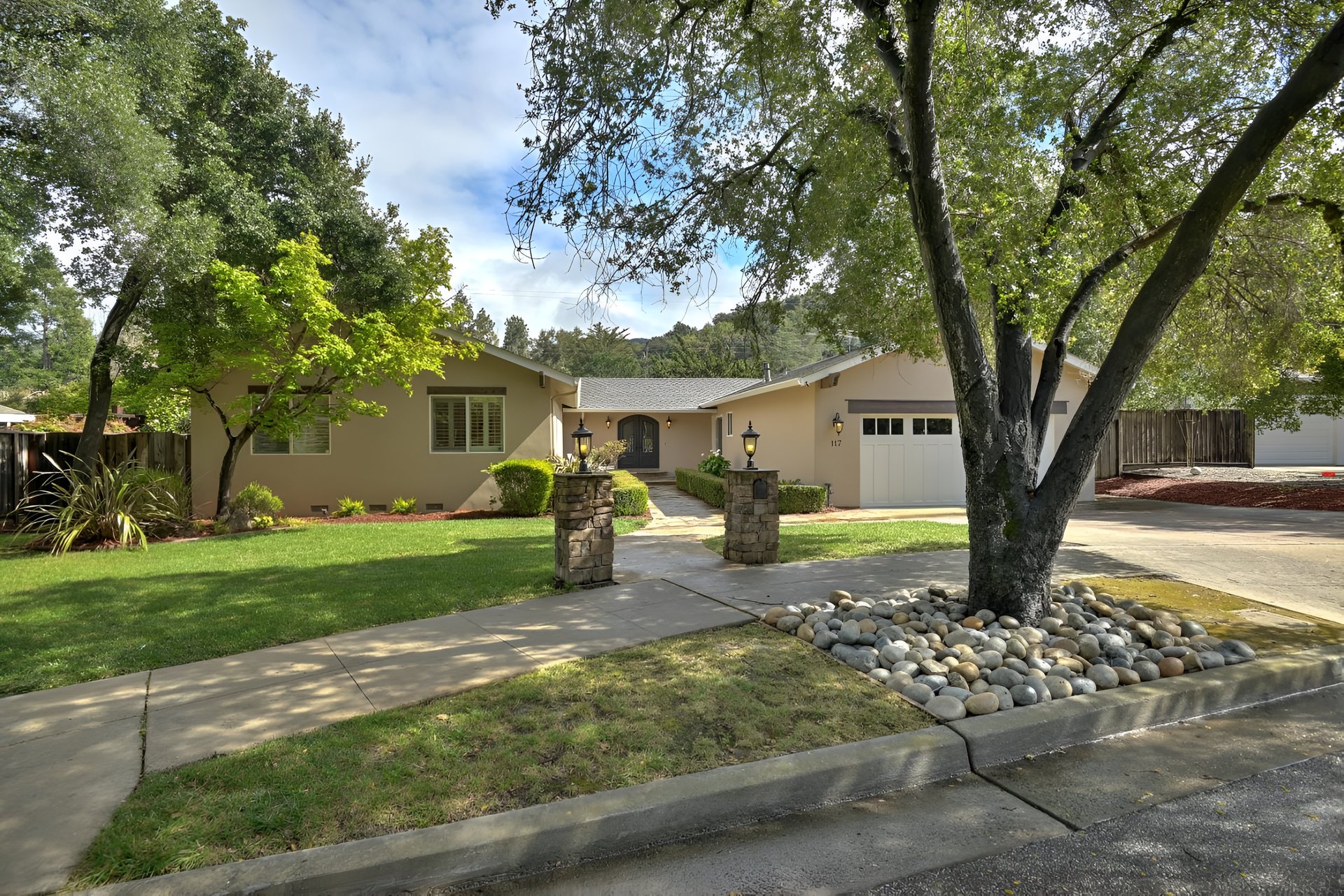 117 Worcester Loop